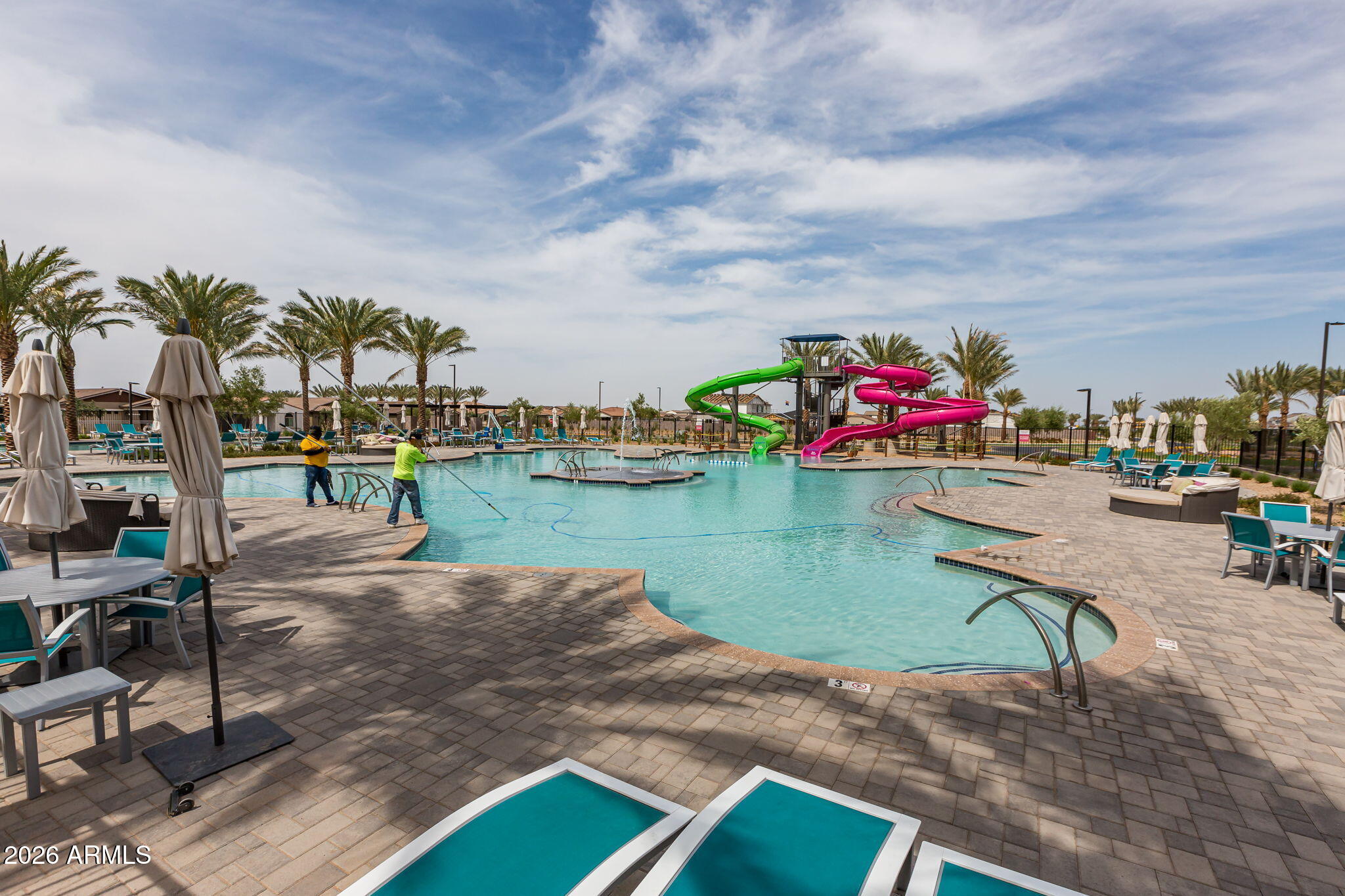 CADENCE AT GATEWAY PHASE 3 PARCEL U - Residential