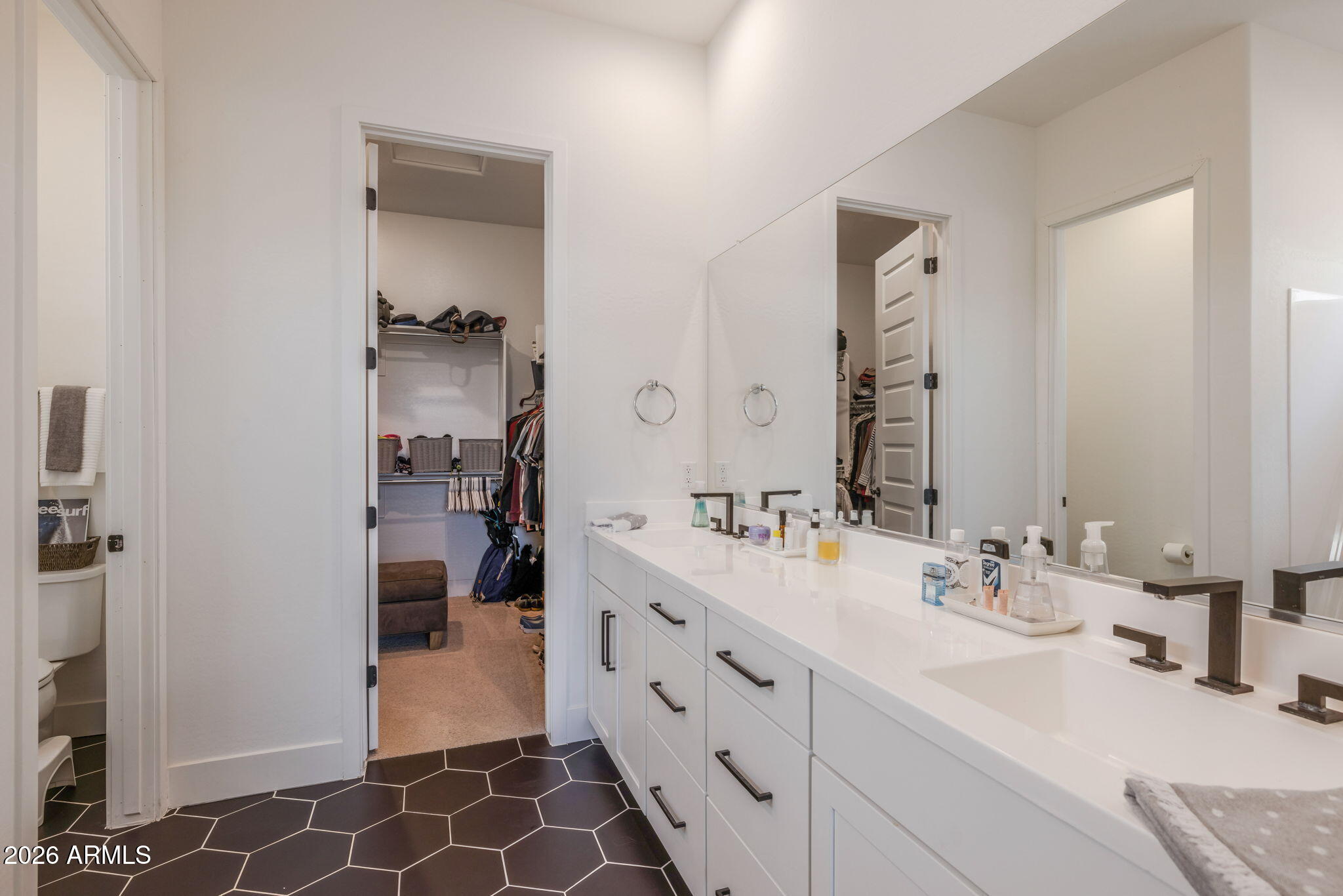 CADENCE AT GATEWAY PHASE 3 PARCEL U - Residential