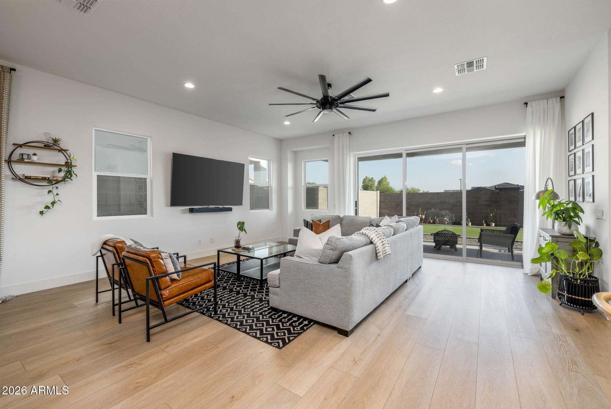 CADENCE AT GATEWAY PHASE 3 PARCEL U - Residential