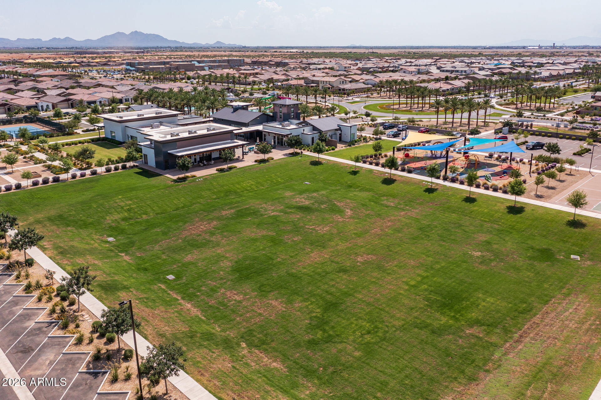 CADENCE AT GATEWAY PHASE 3 PARCEL U - Residential