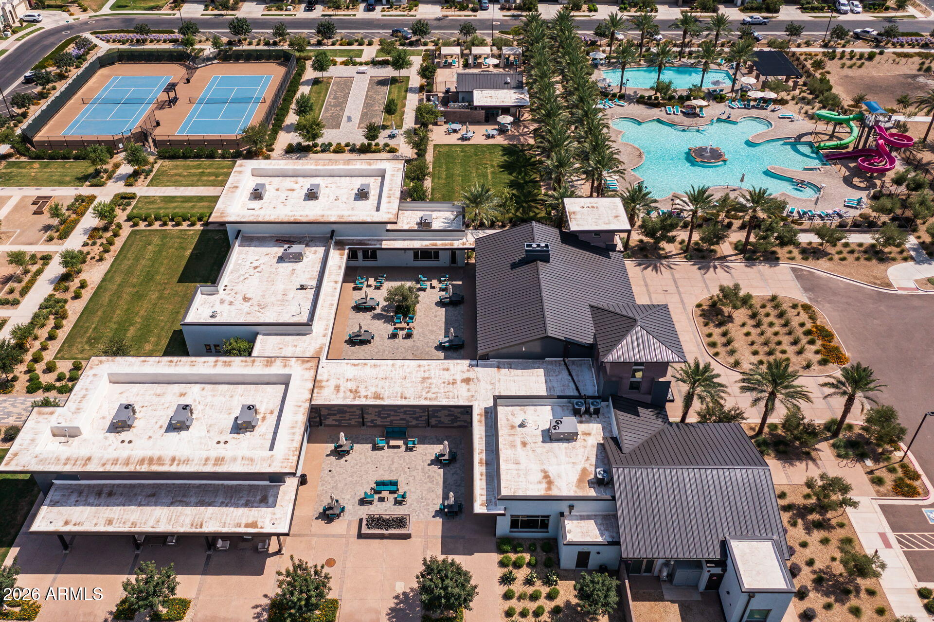CADENCE AT GATEWAY PHASE 3 PARCEL U - Residential