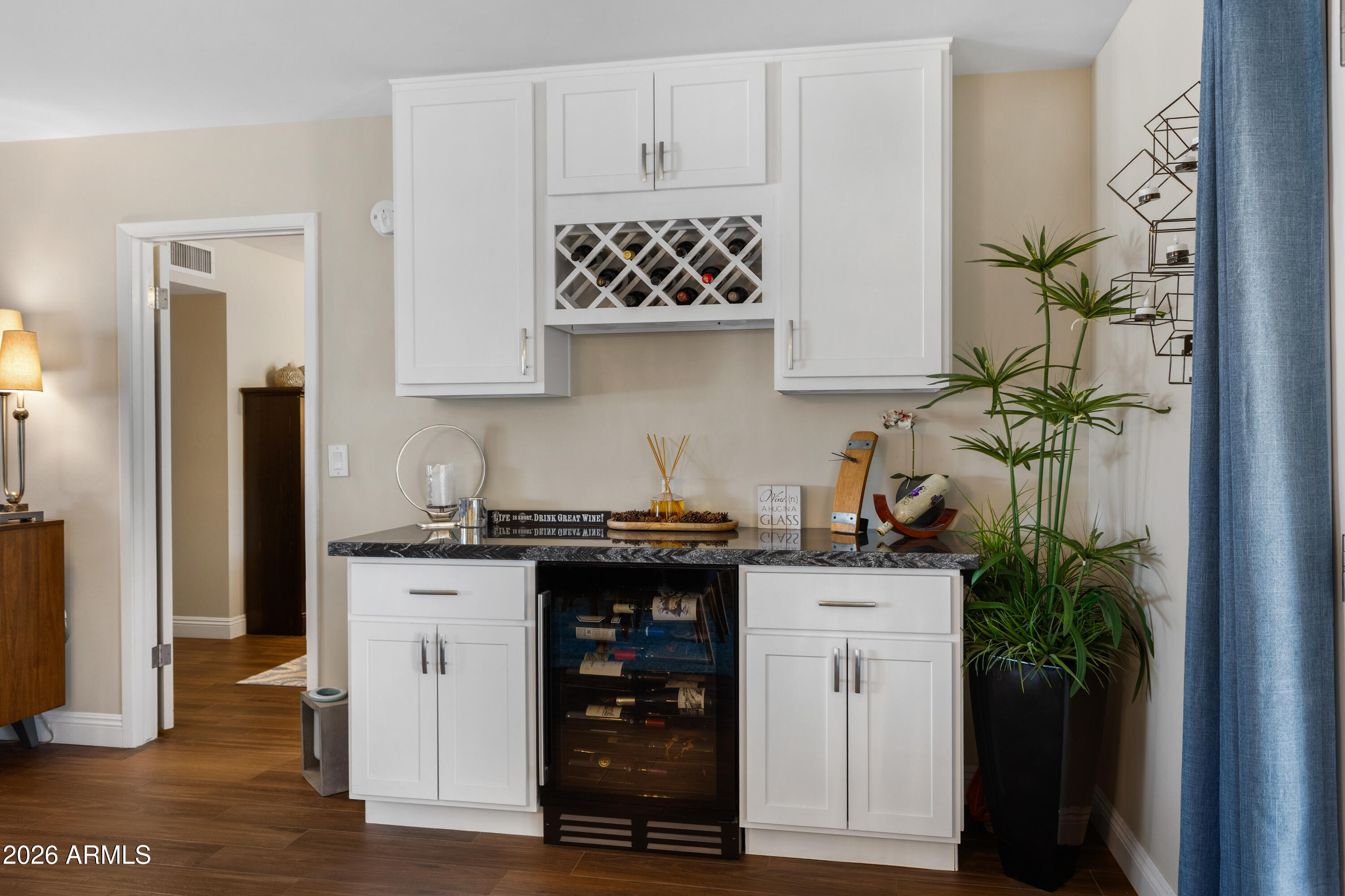 PARADISE VALLEY PALMS UNIT 5 AMD - Residential