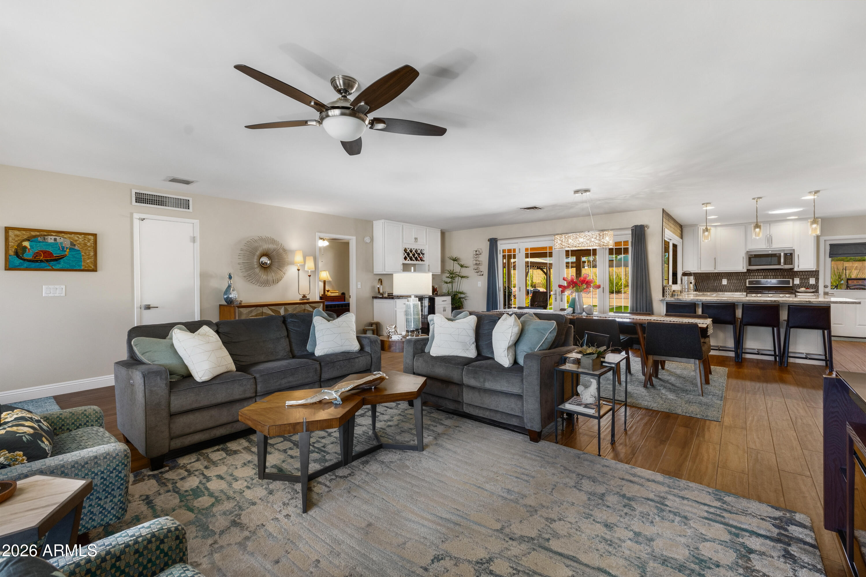 PARADISE VALLEY PALMS UNIT 5 AMD - Residential