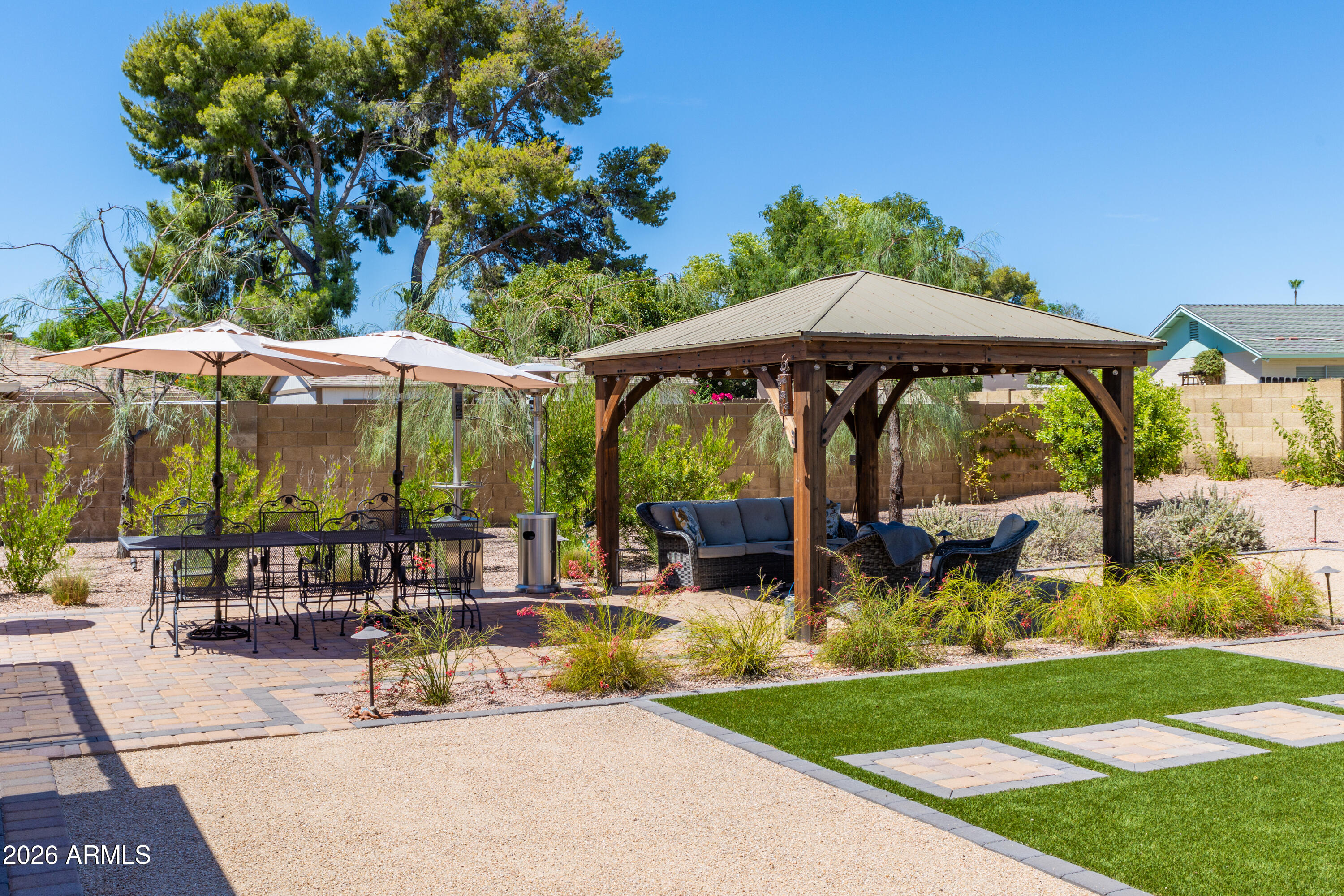 PARADISE VALLEY PALMS UNIT 5 AMD - Residential