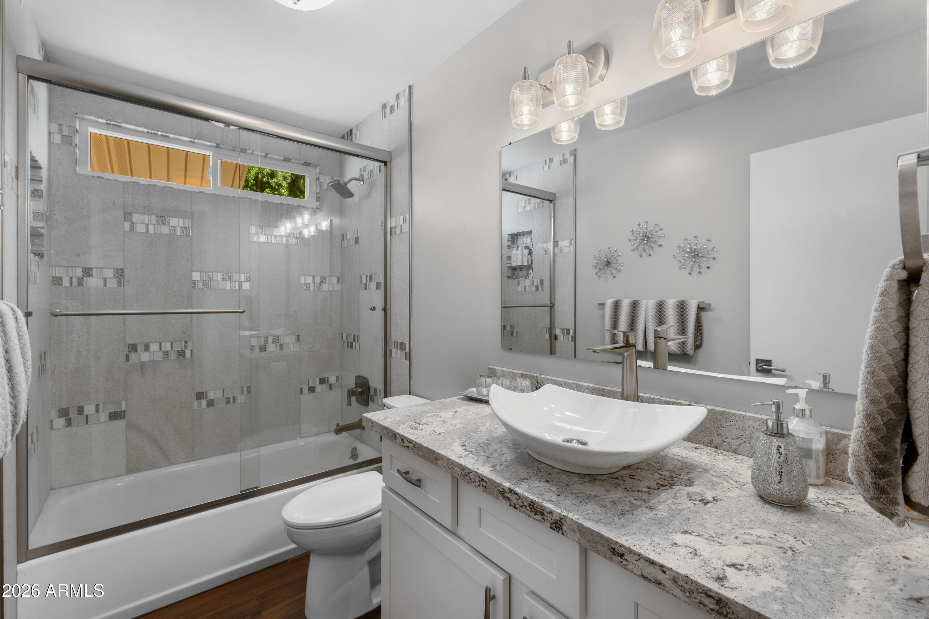 PARADISE VALLEY PALMS UNIT 5 AMD - Residential