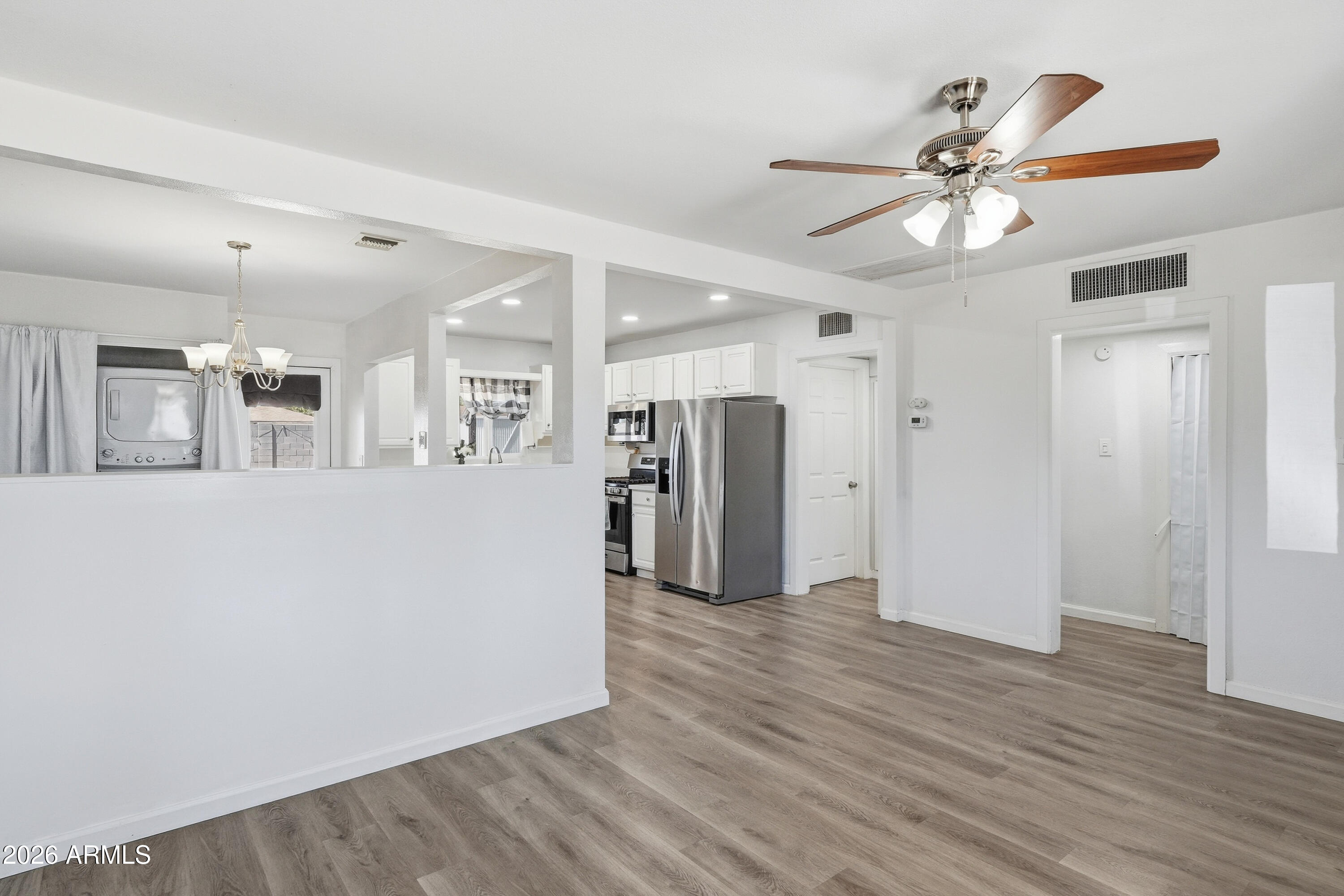 BERKLEY SQUARE - Residential
