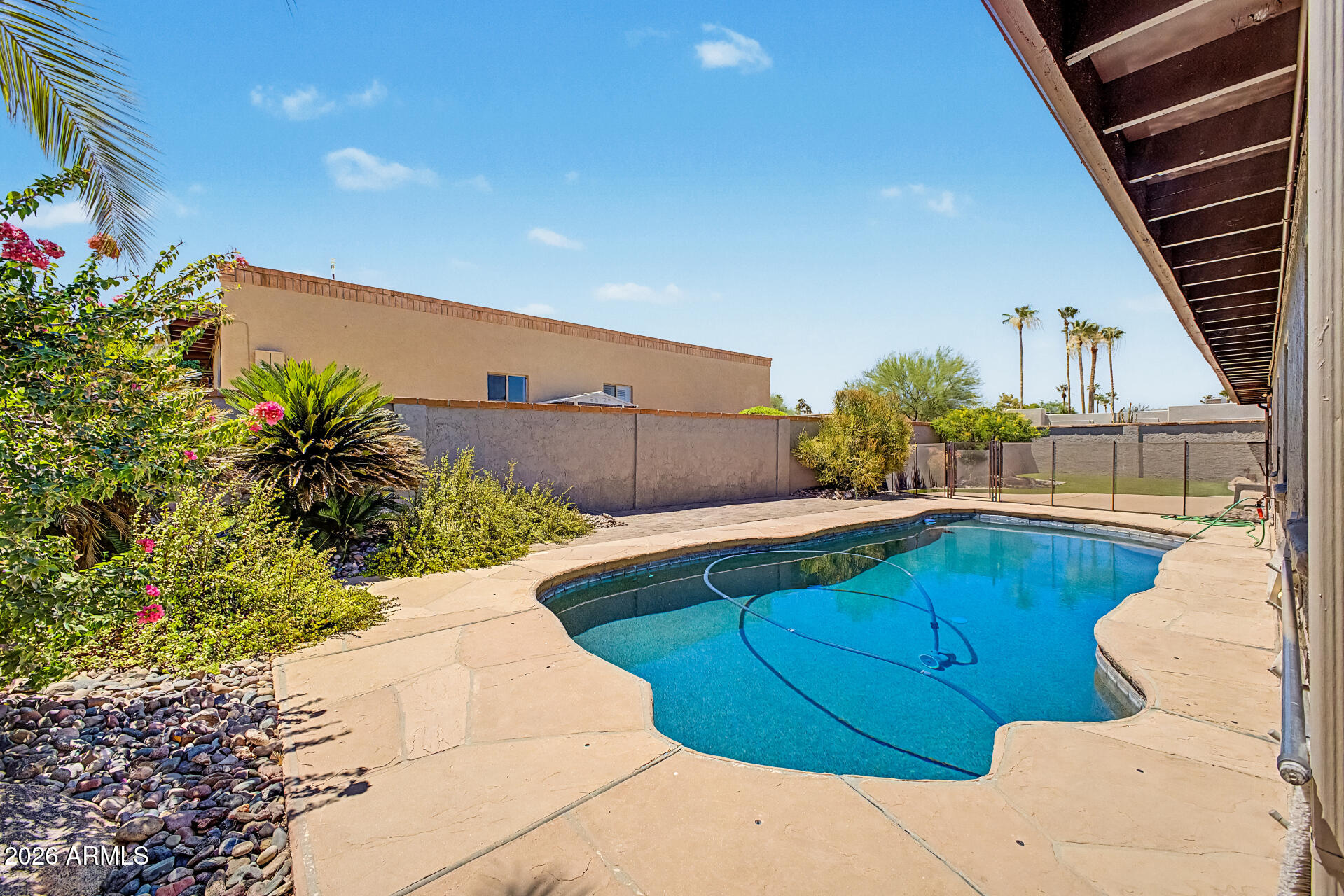 MOUNTAIN SIDE ESTATES - Residential