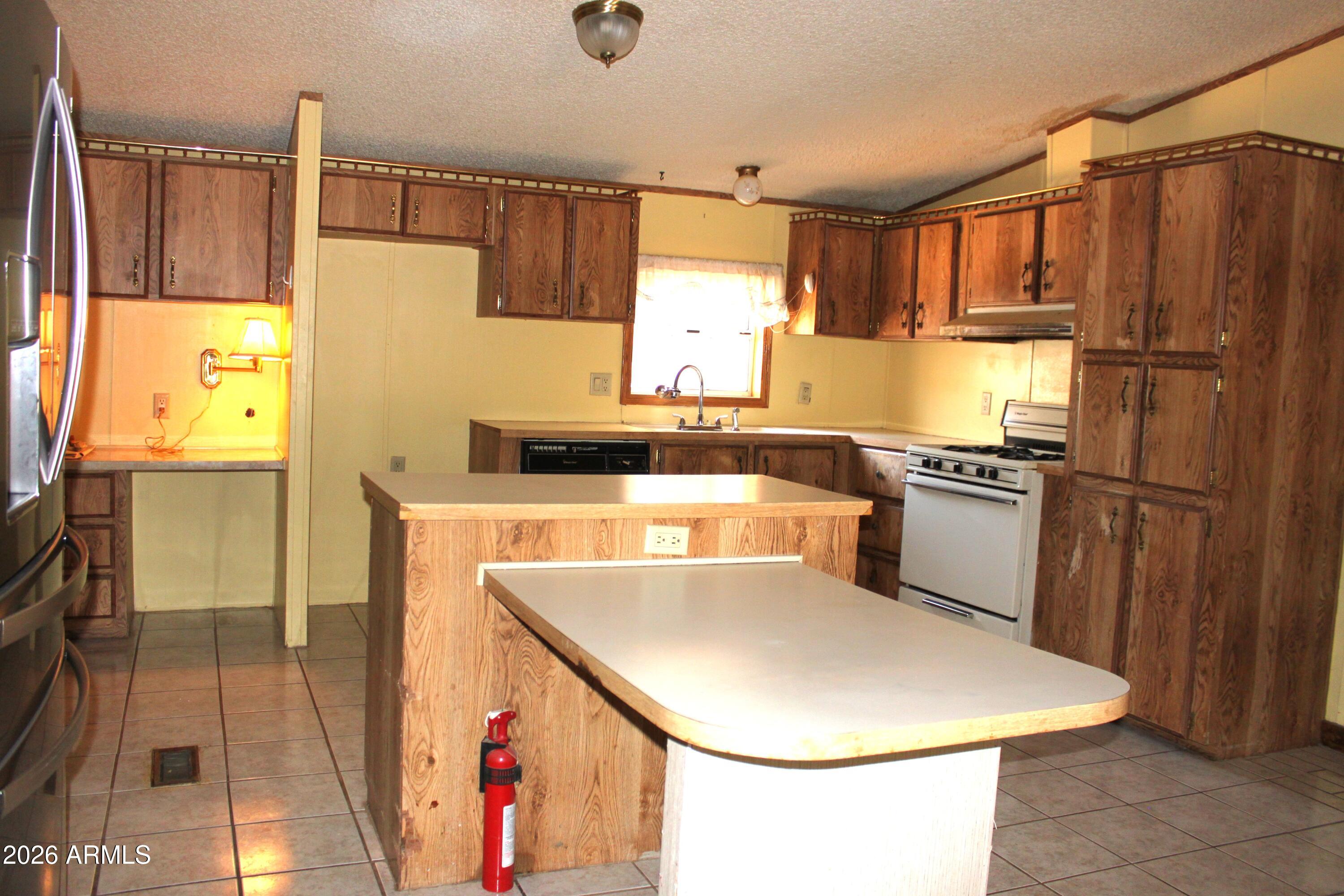 GREATER SAN PEDRO RANCHES - Residential