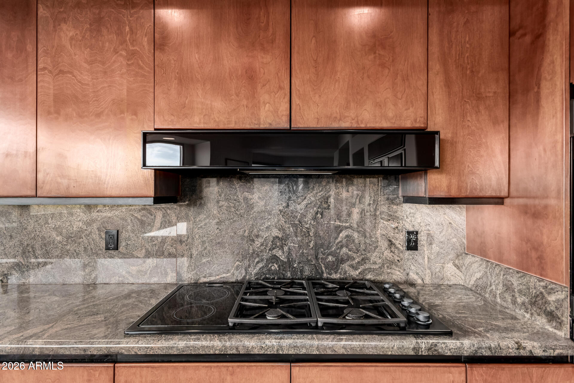 DESERT MOUNTAIN PHASE 2 UNIT 10 LT 1-112 TR A-H - Residential