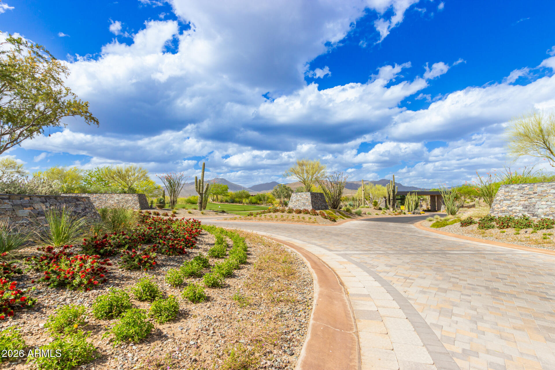 DESERT MOUNTAIN PHASE 2 UNIT 10 LT 1-112 TR A-H - Residential