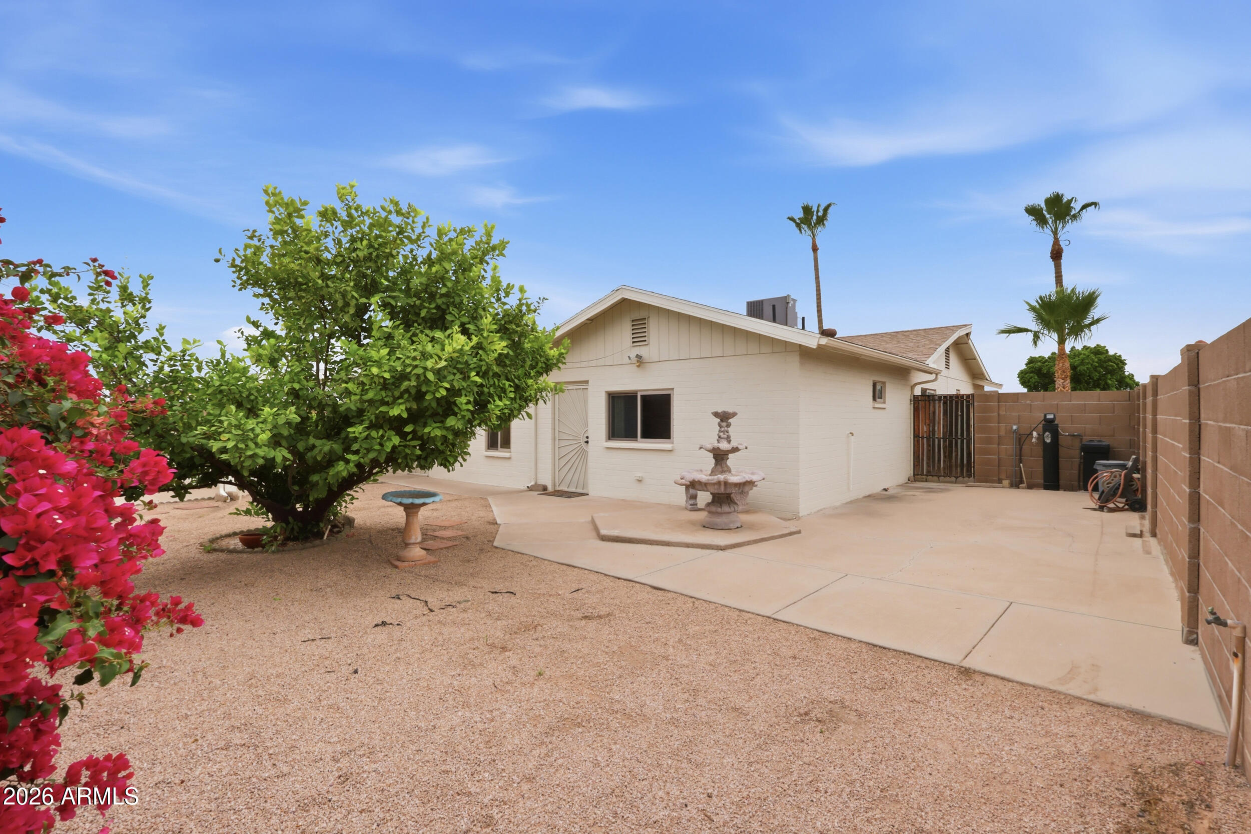APACHE VILLA FOUR - Residential