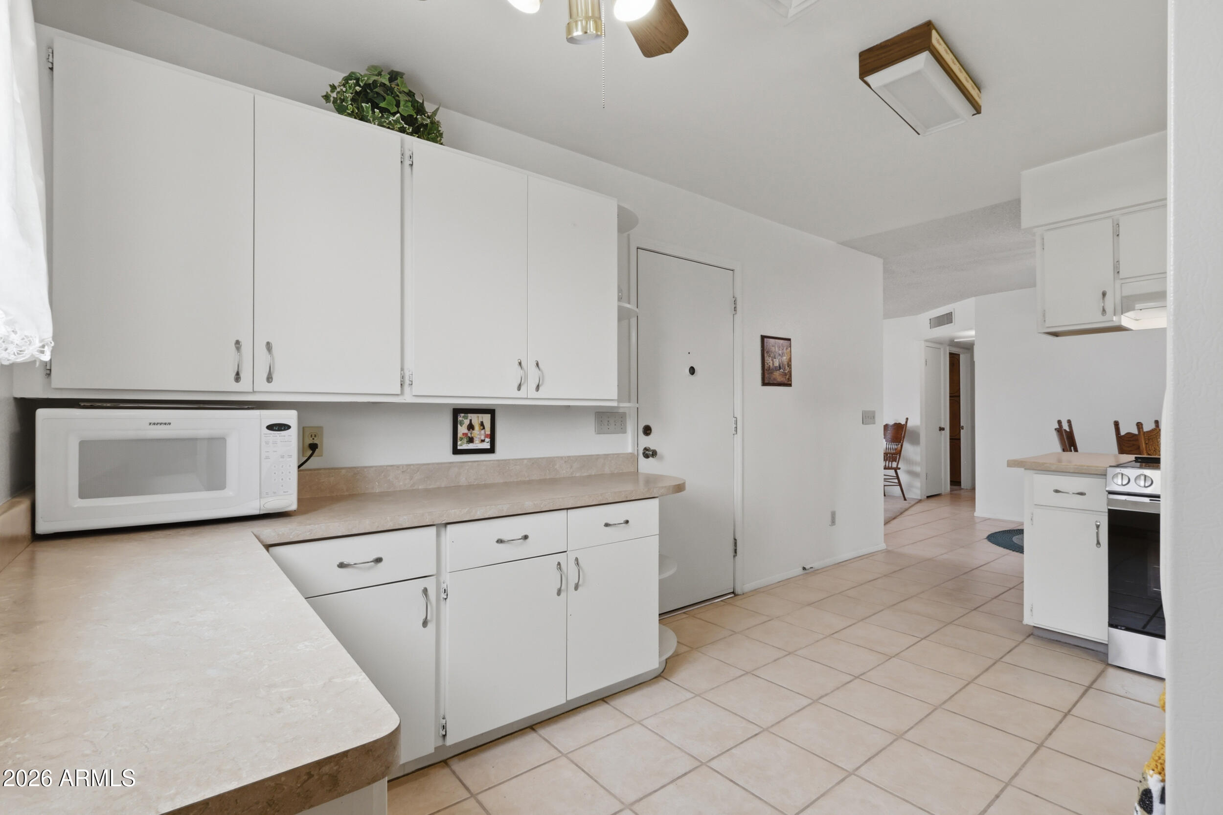 APACHE VILLA FOUR - Residential