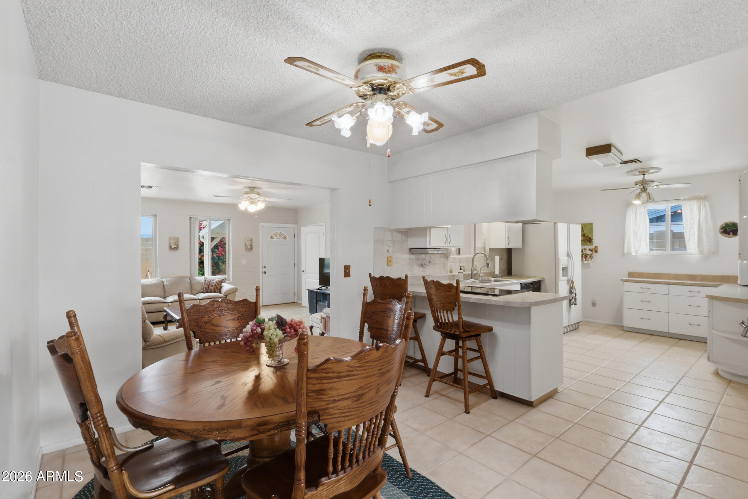 APACHE VILLA FOUR - Residential