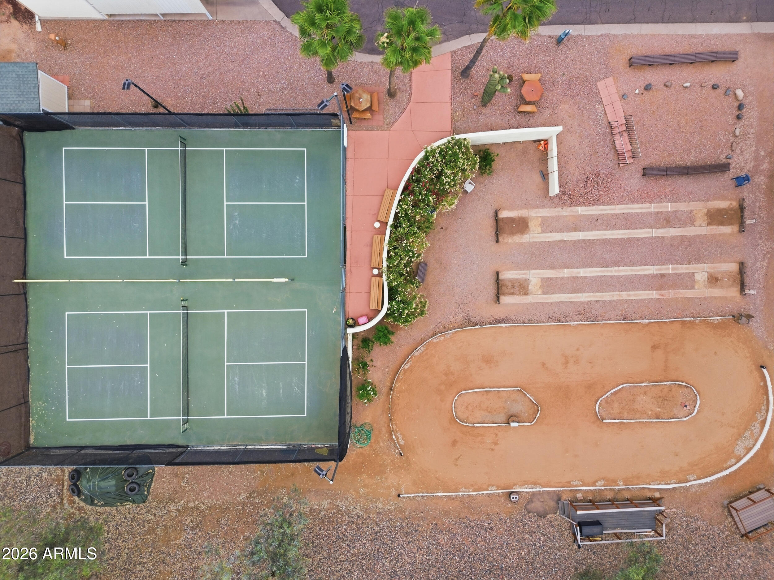 APACHE VILLA FOUR - Residential