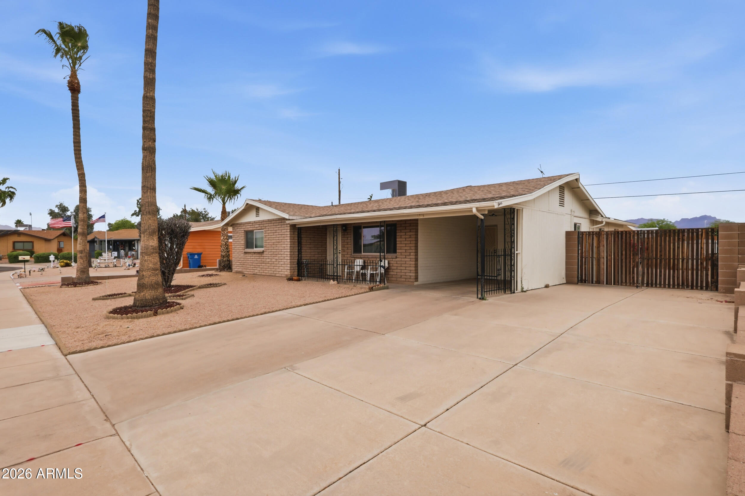 APACHE VILLA FOUR - Residential