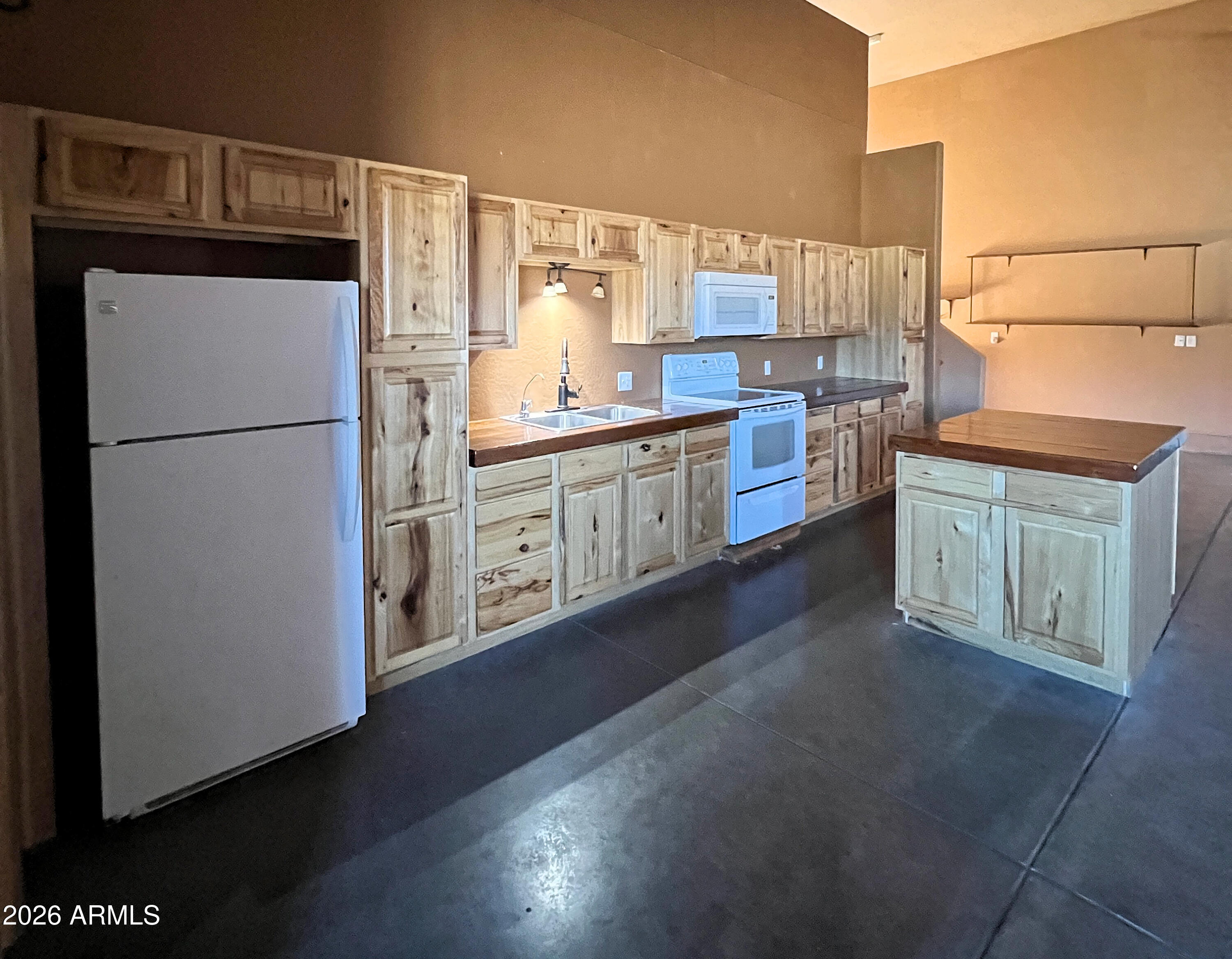 Alpine Unsubdivided - Residential