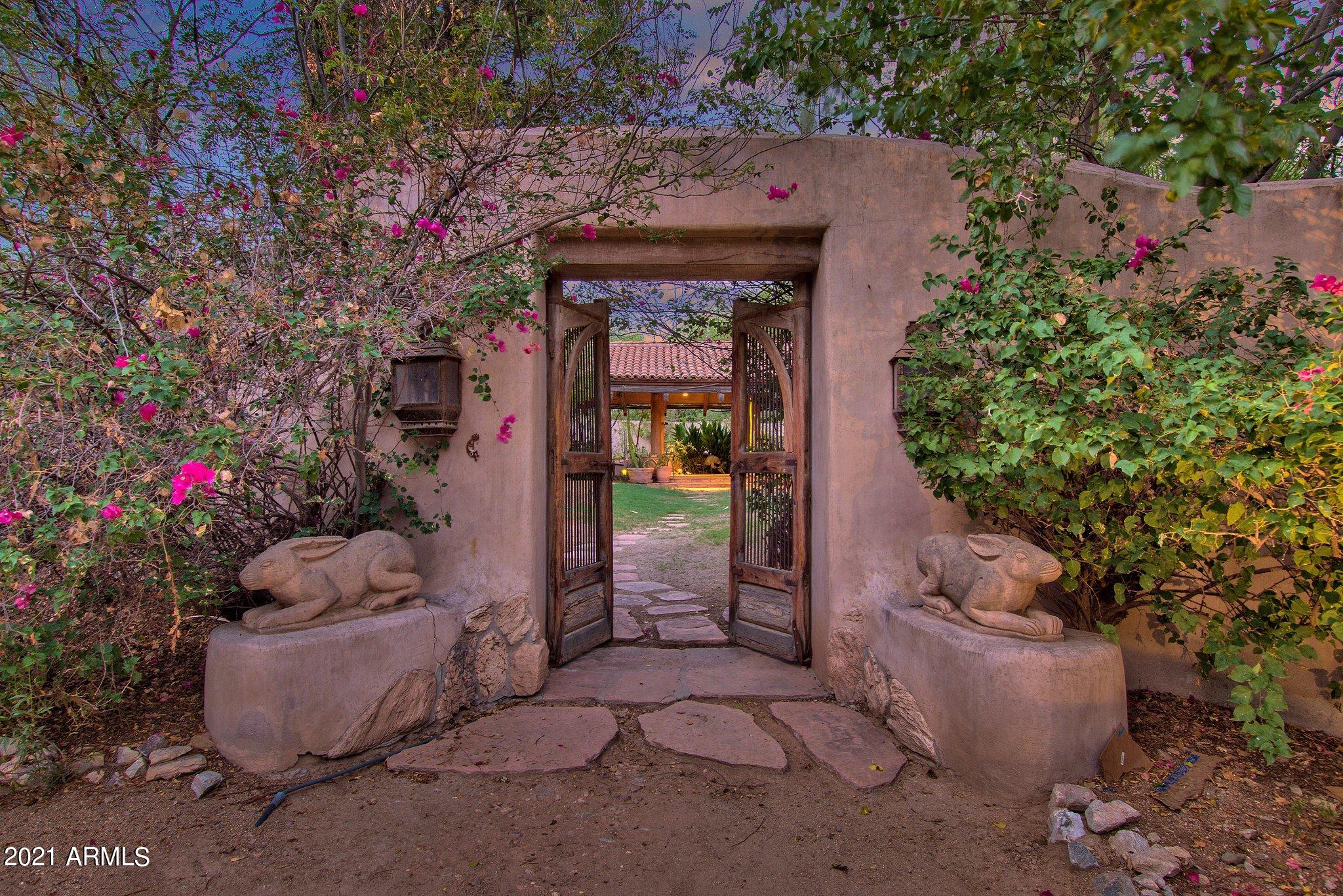 Paradise Valley - Residential