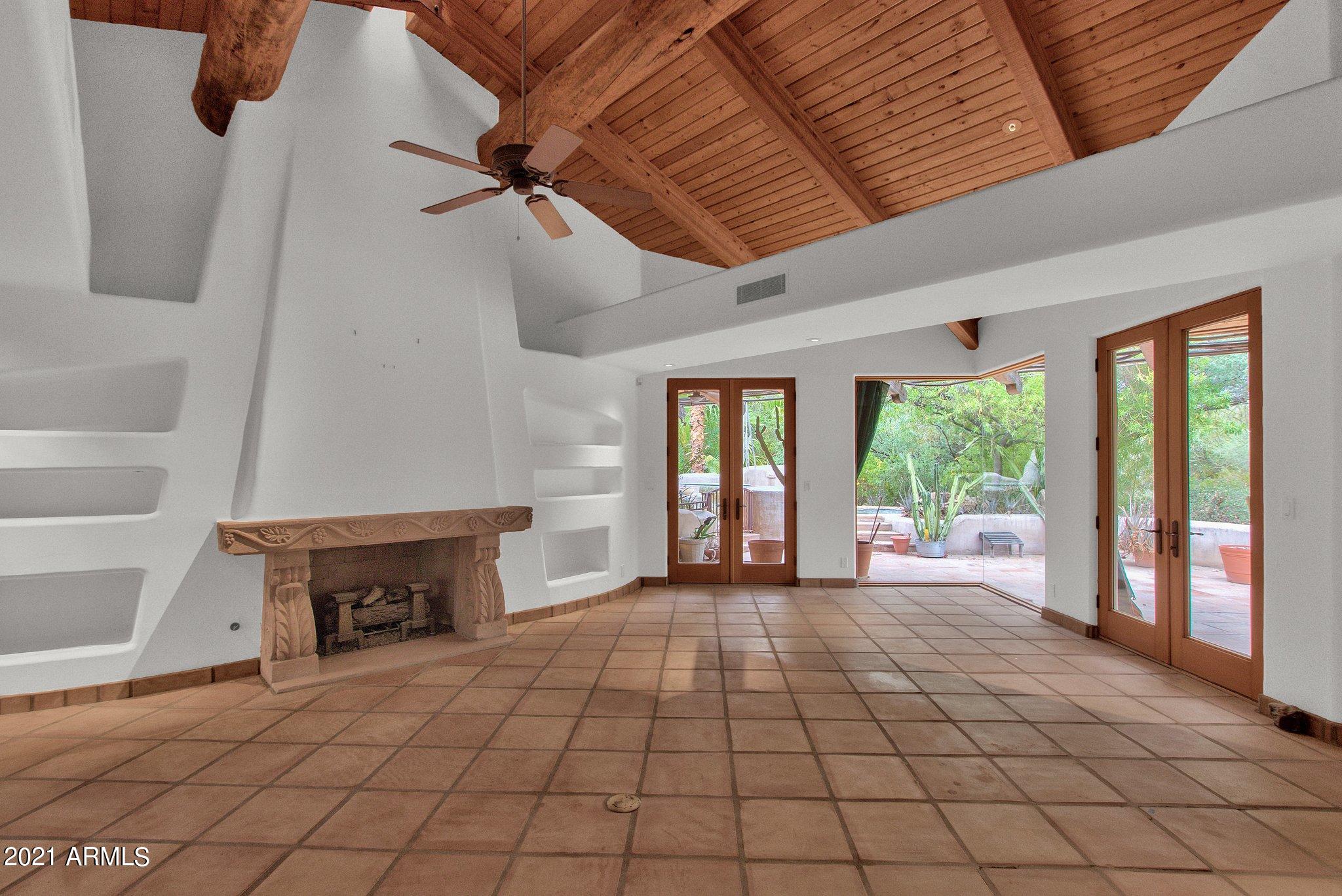 Paradise Valley - Residential