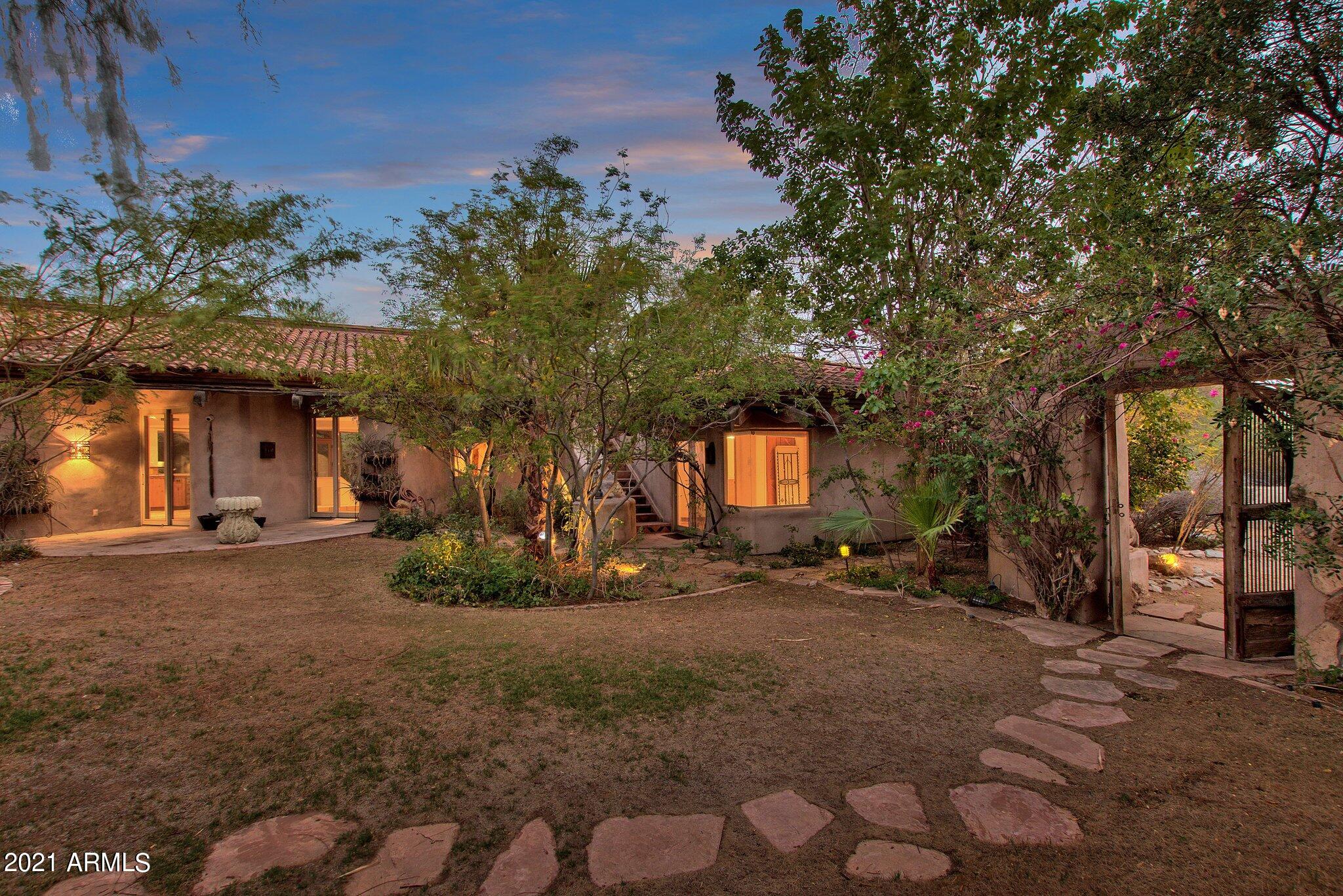 Paradise Valley - Residential