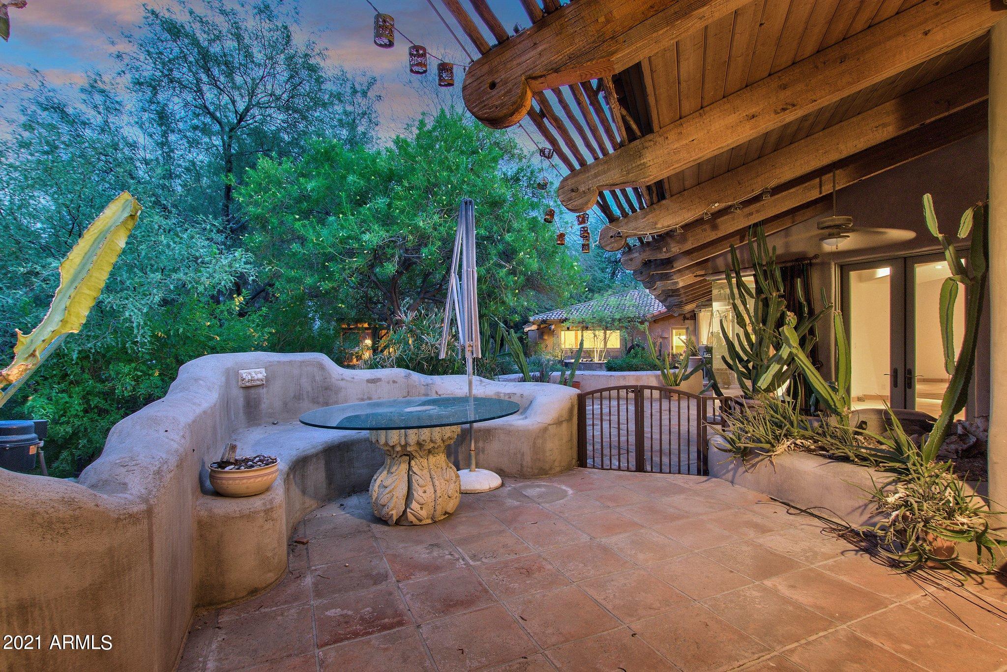 Paradise Valley - Residential