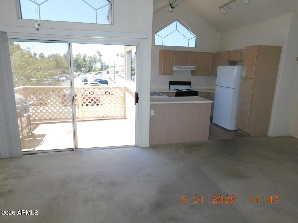 BEACH CLUB VILLAGE AT VAL VISTA LAKES UNIT 1-198 - Residential