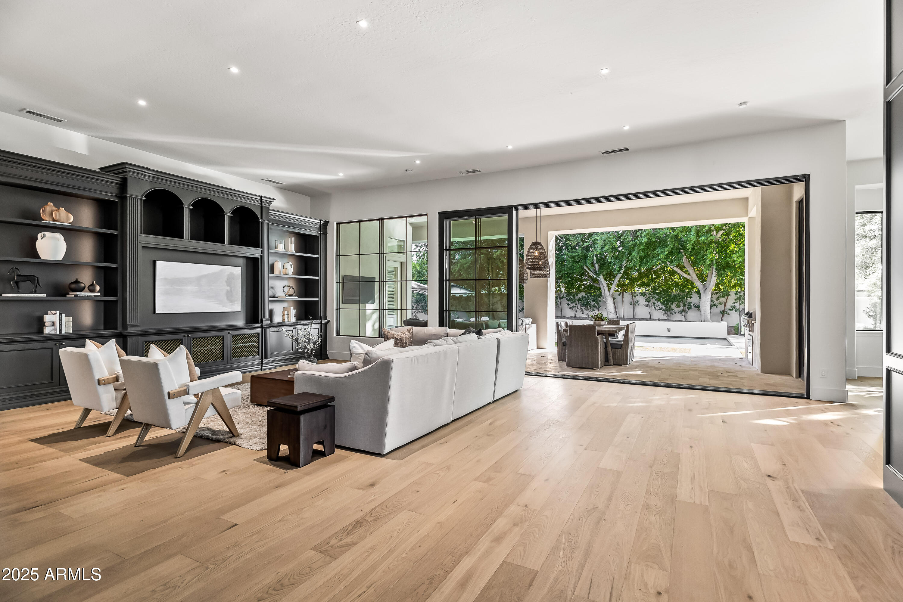 ARCADIA ESTATES - Residential