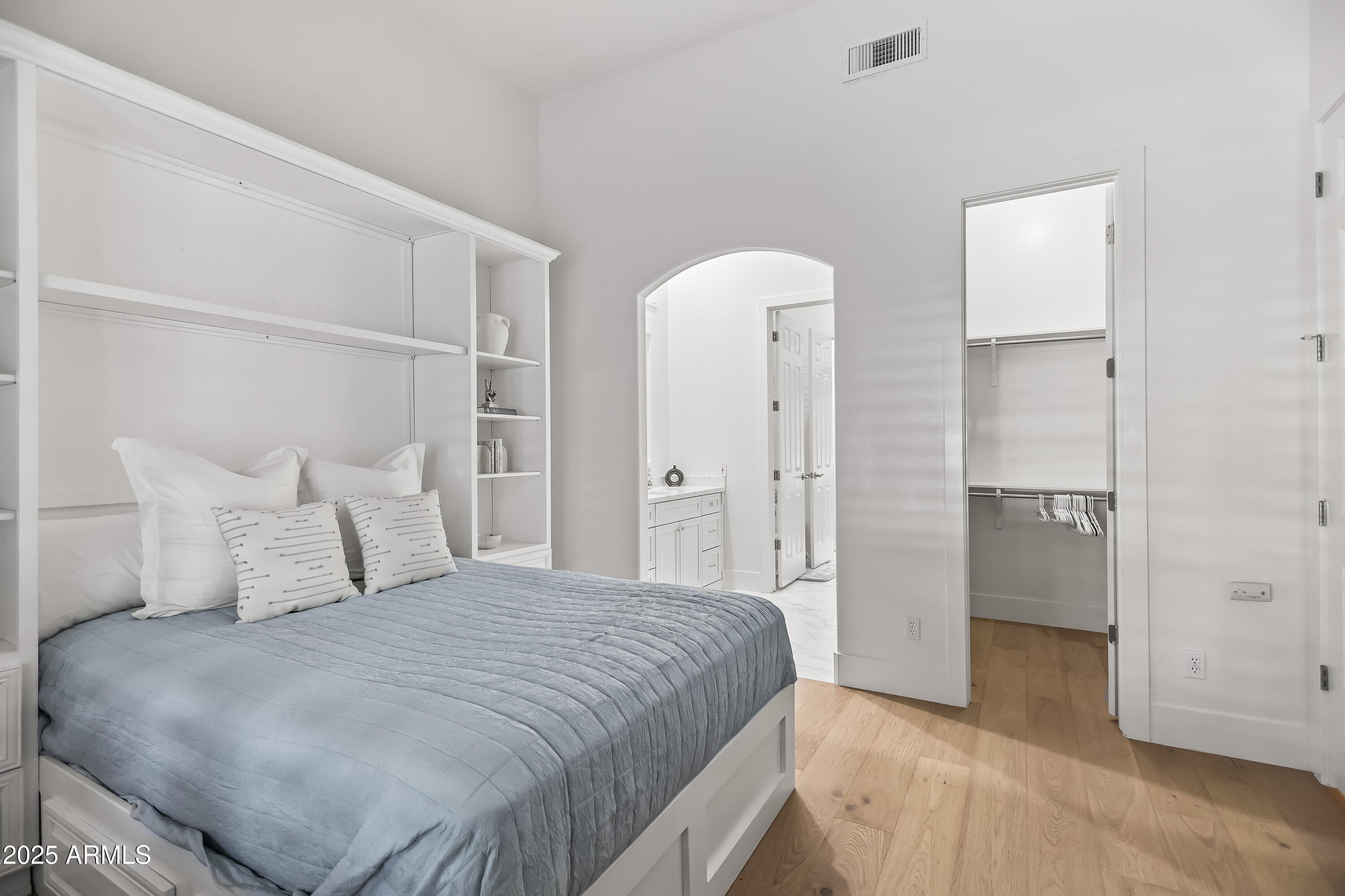 ARCADIA ESTATES - Residential