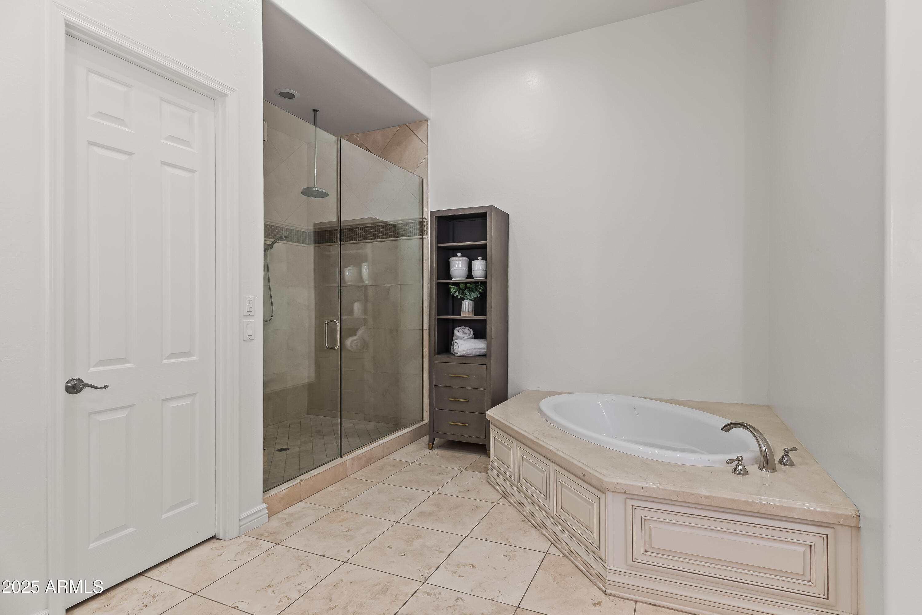 ARCADIA ESTATES - Residential