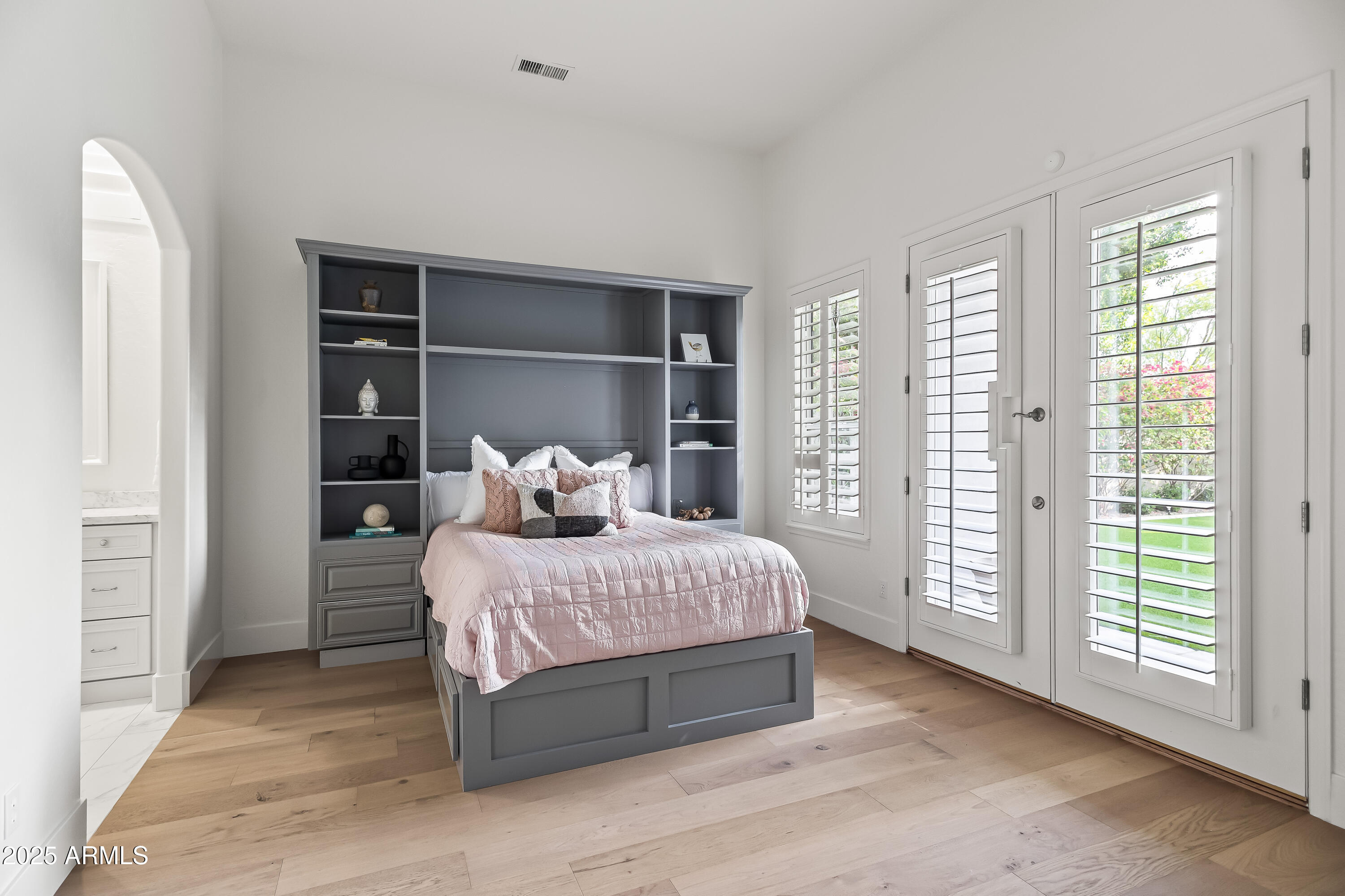 ARCADIA ESTATES - Residential