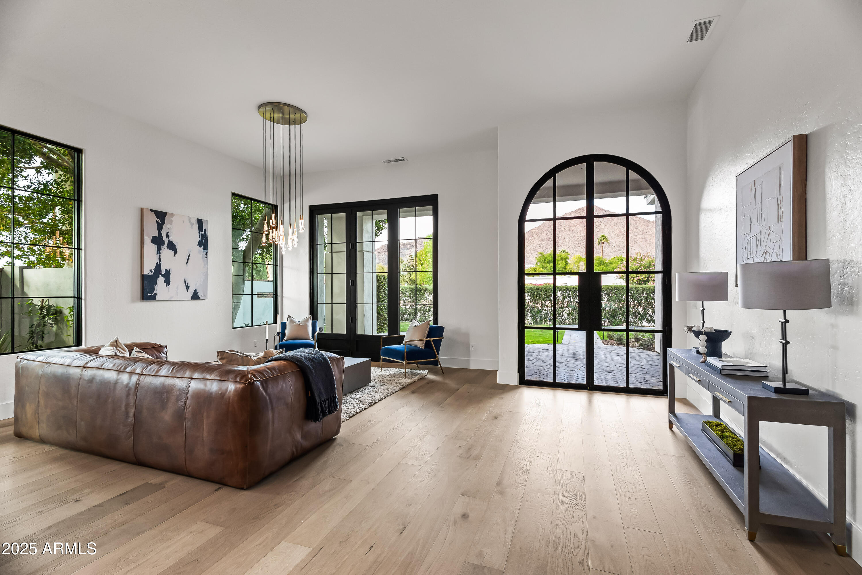 ARCADIA ESTATES - Residential