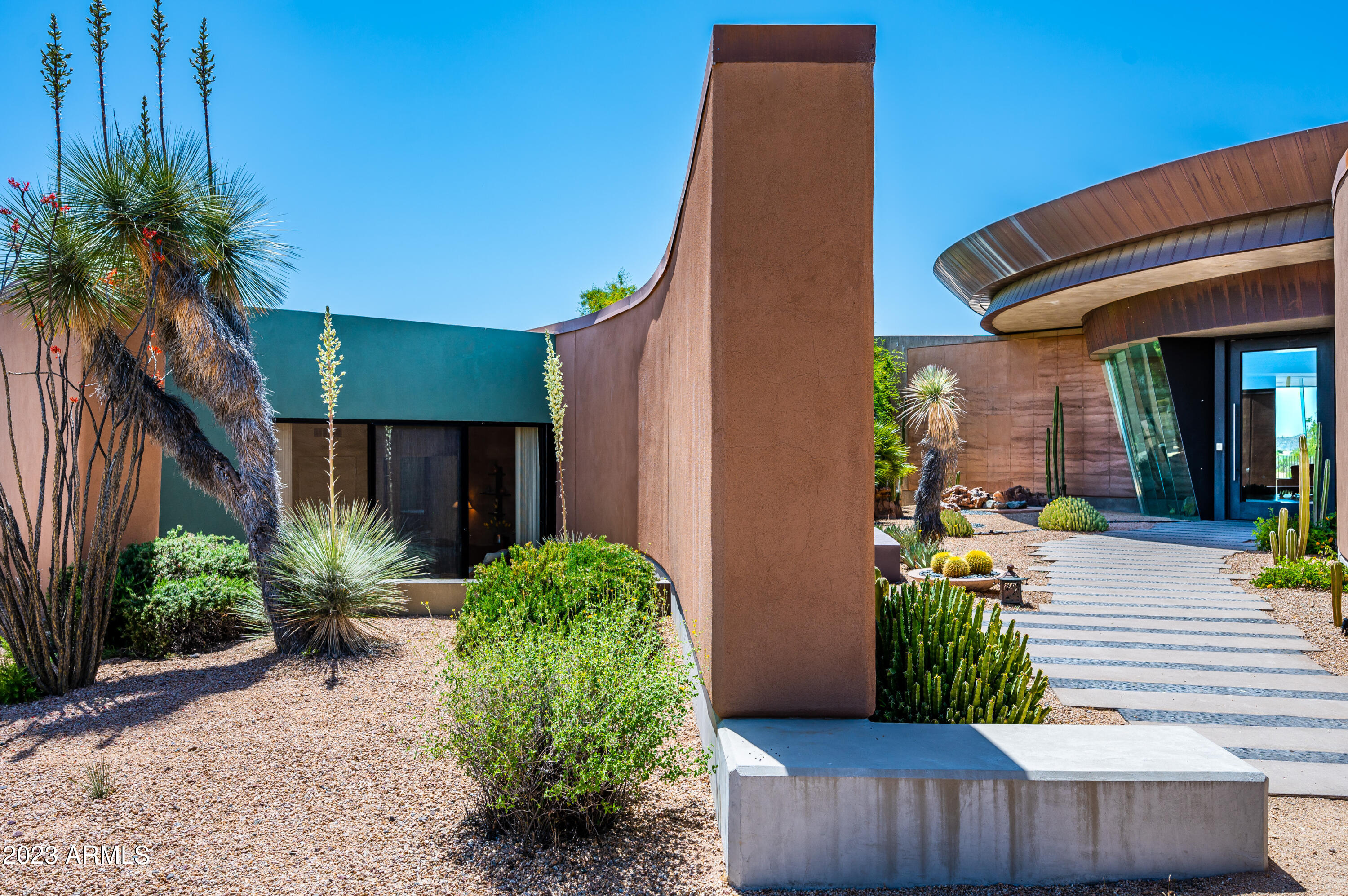 DESERT MOUNTAIN - Residential