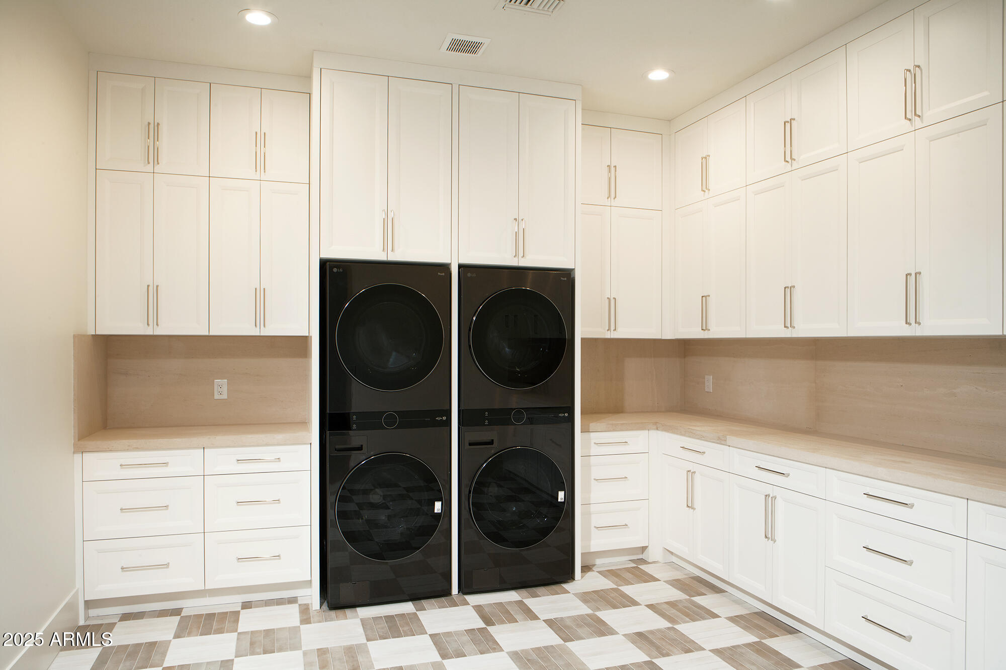 PRADO ESTATES - Residential