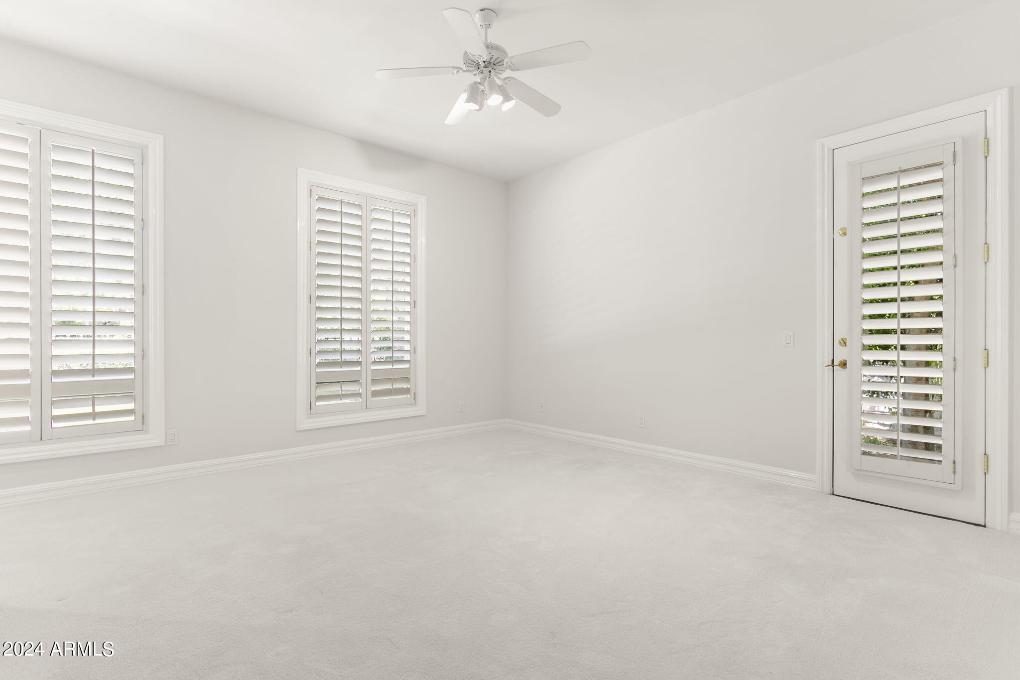 La Place, Unit 1 - Residential