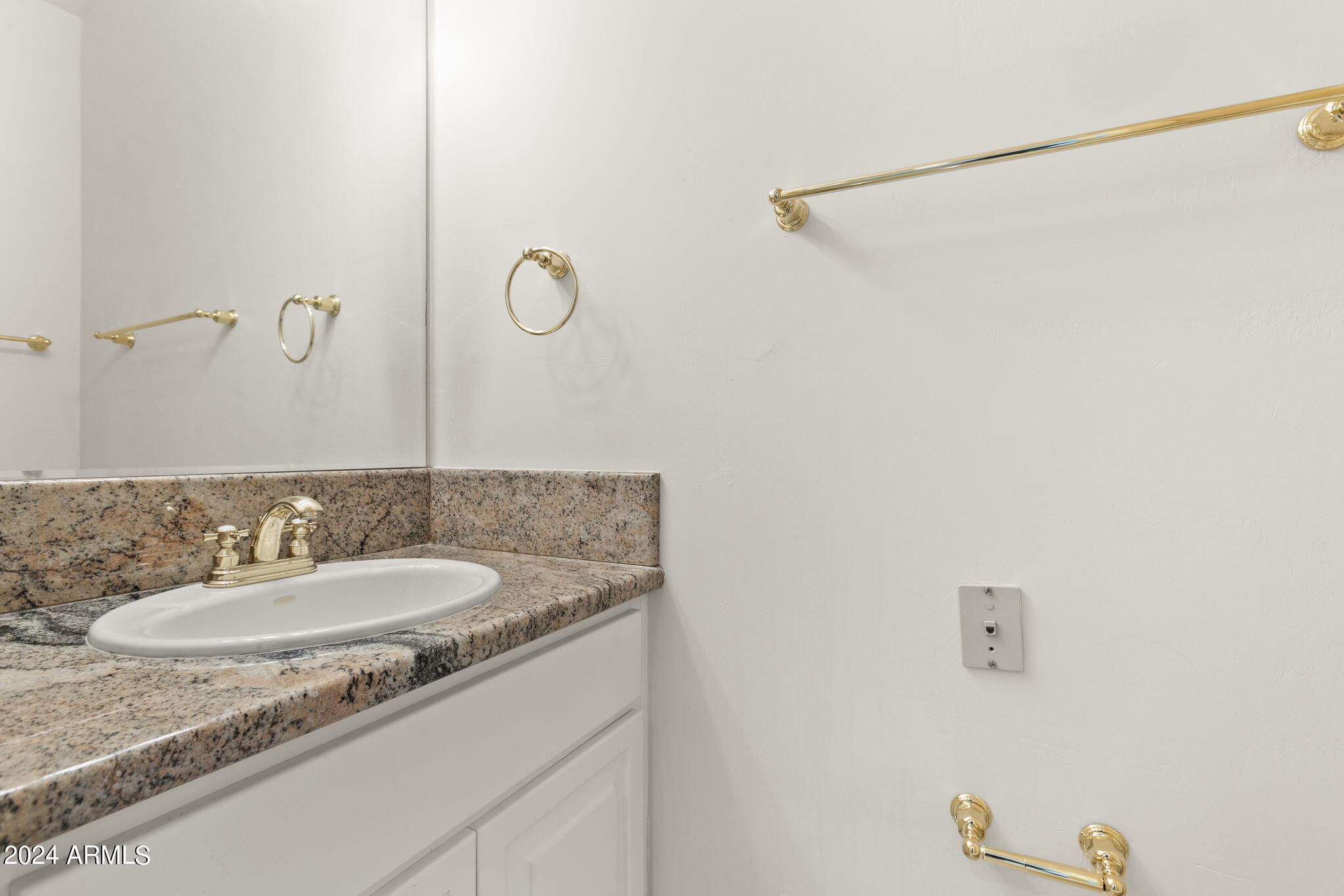La Place, Unit 1 - Residential