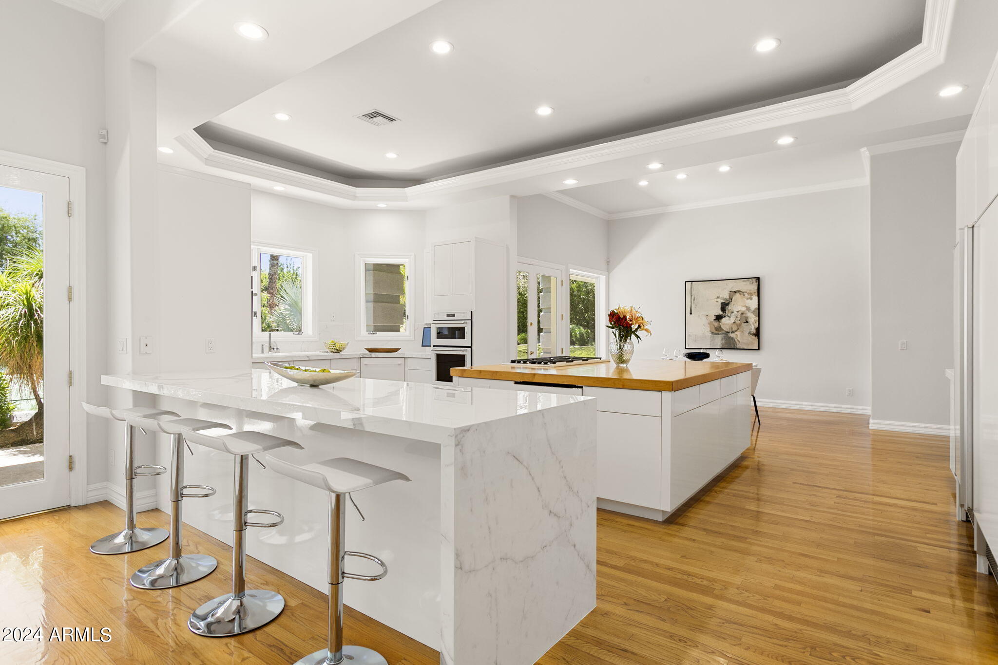 La Place, Unit 1 - Residential