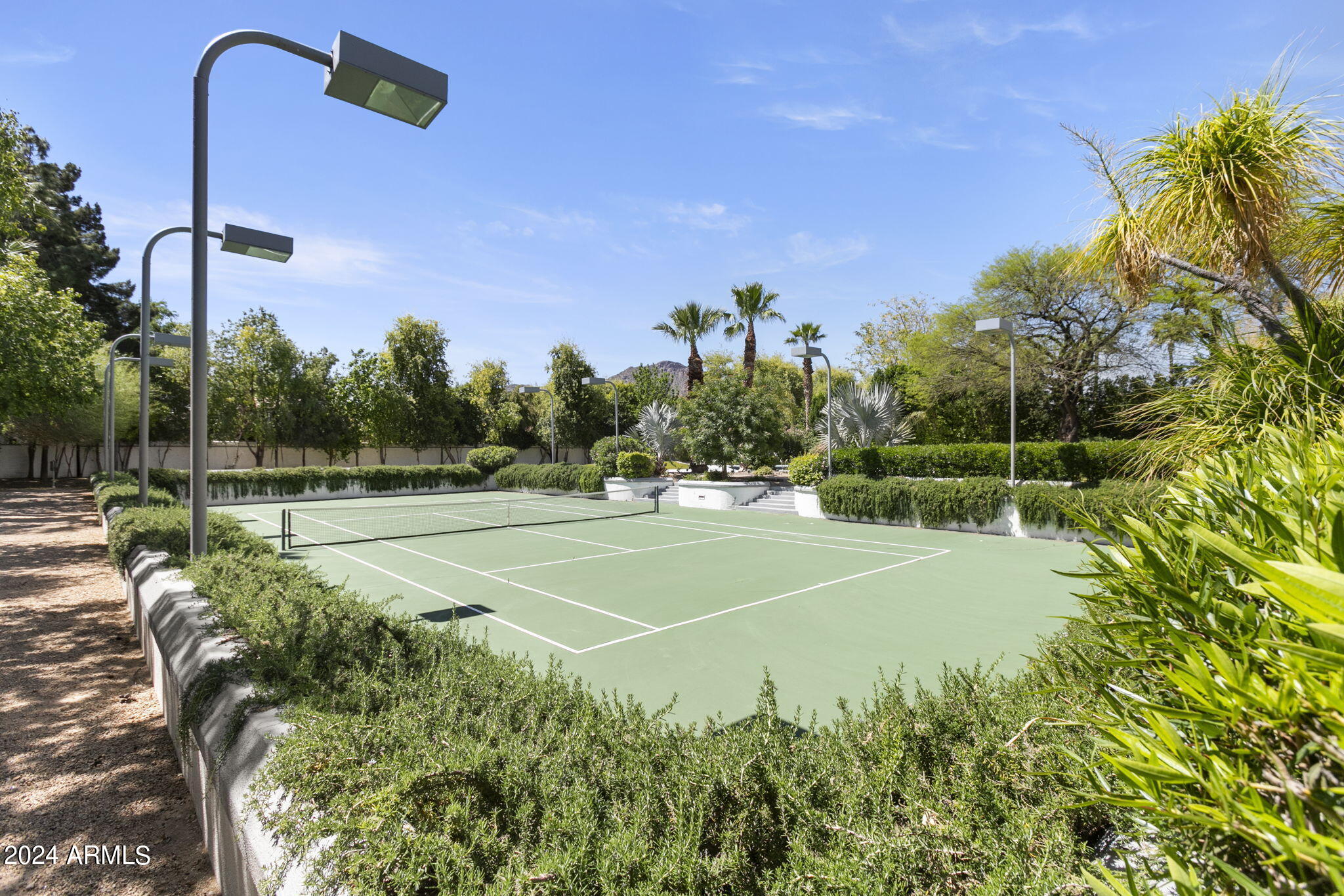 La Place, Unit 1 - Residential