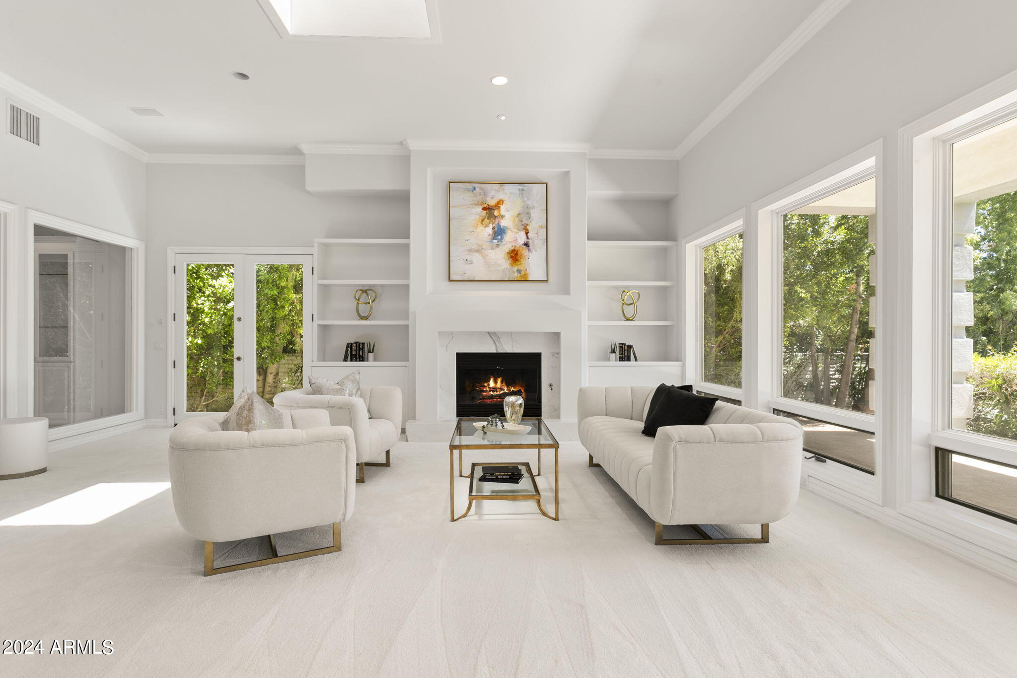 La Place, Unit 1 - Residential