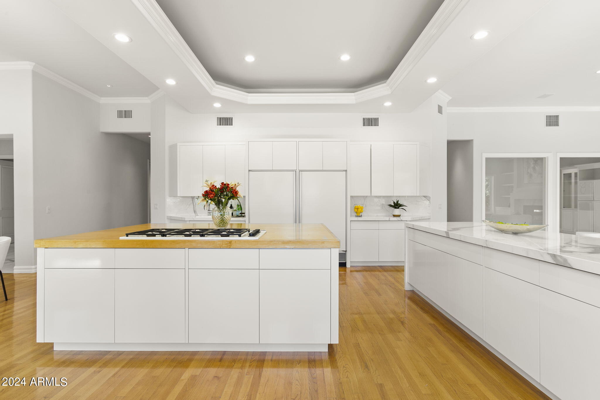 La Place, Unit 1 - Residential