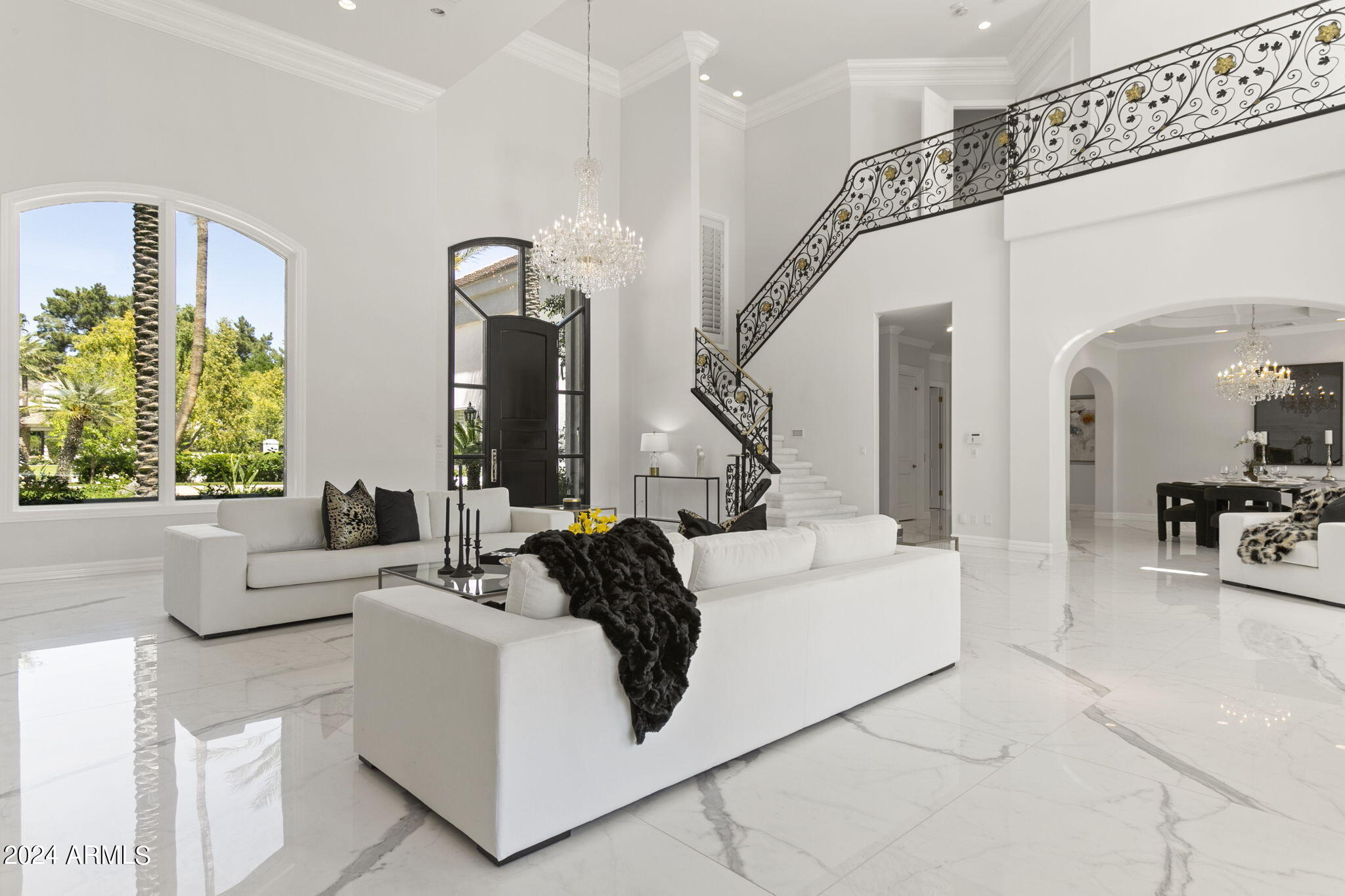 La Place, Unit 1 - Residential