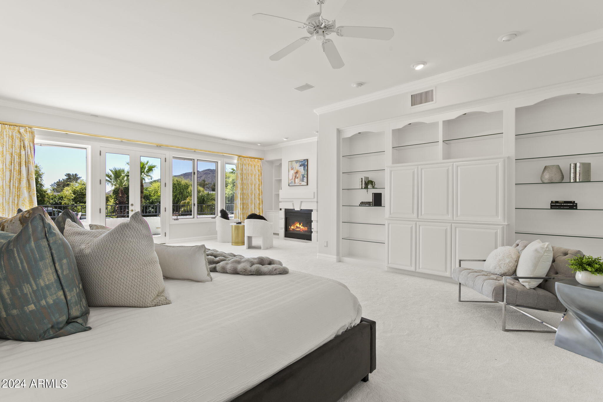 La Place, Unit 1 - Residential