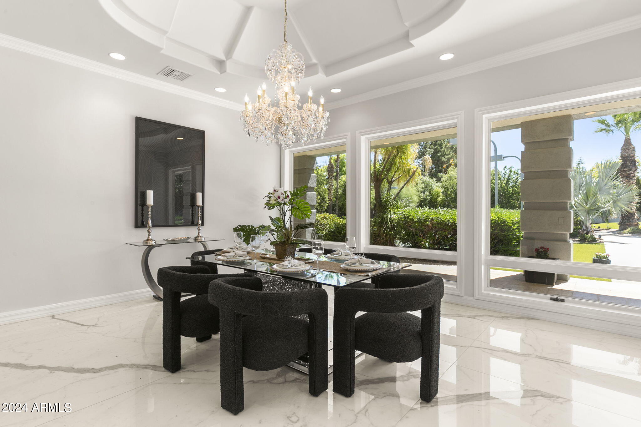 La Place, Unit 1 - Residential