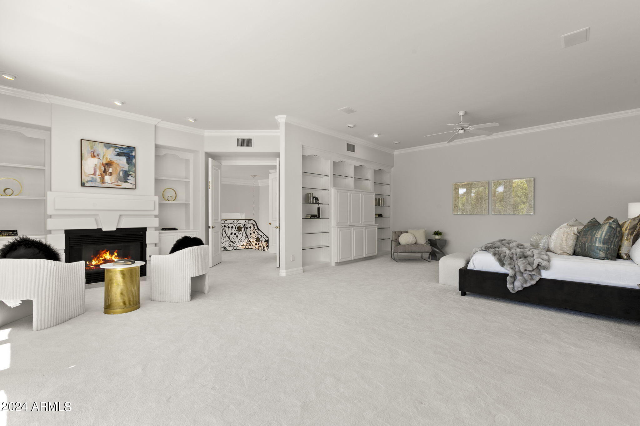 La Place, Unit 1 - Residential