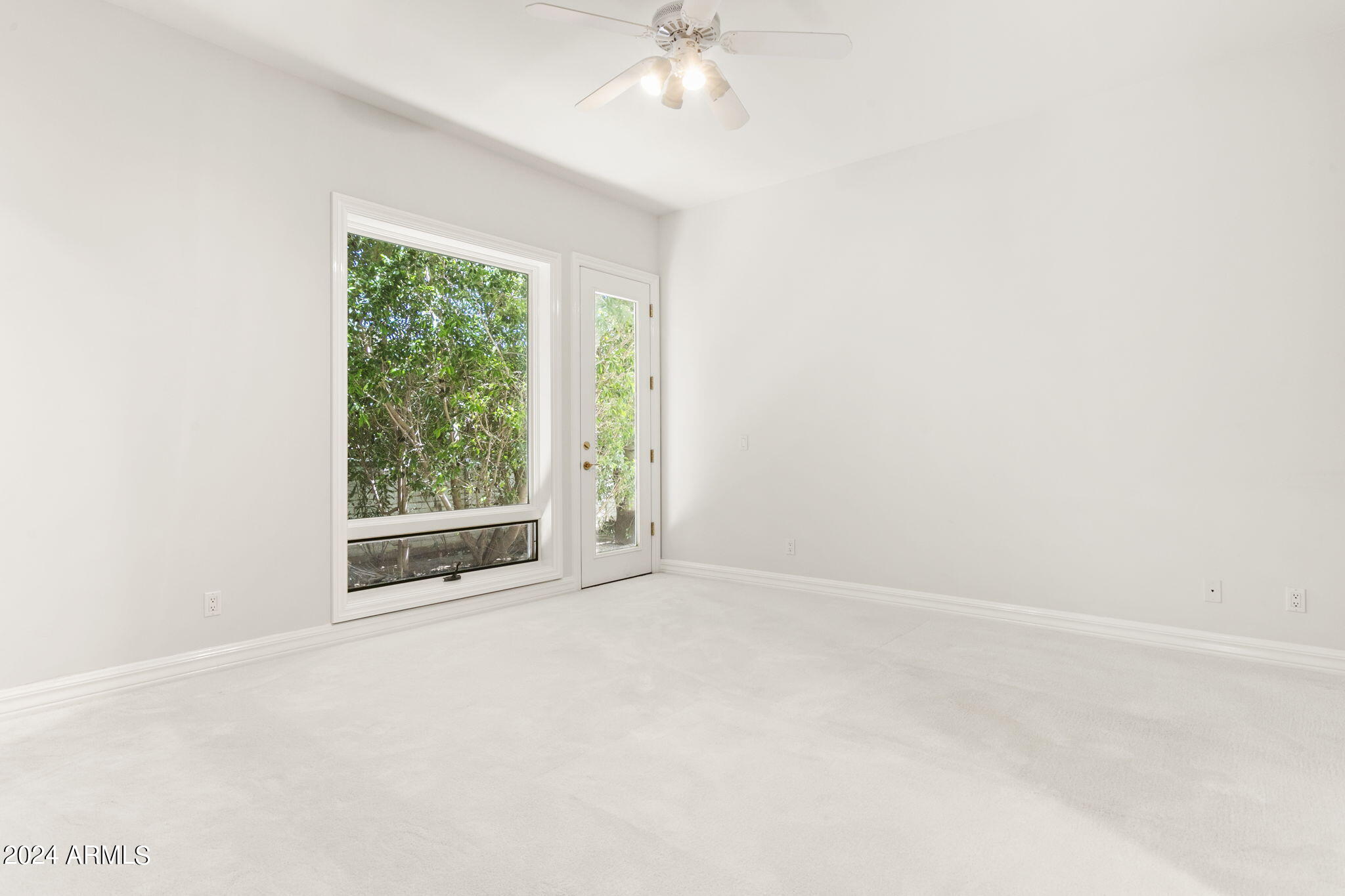 La Place, Unit 1 - Residential