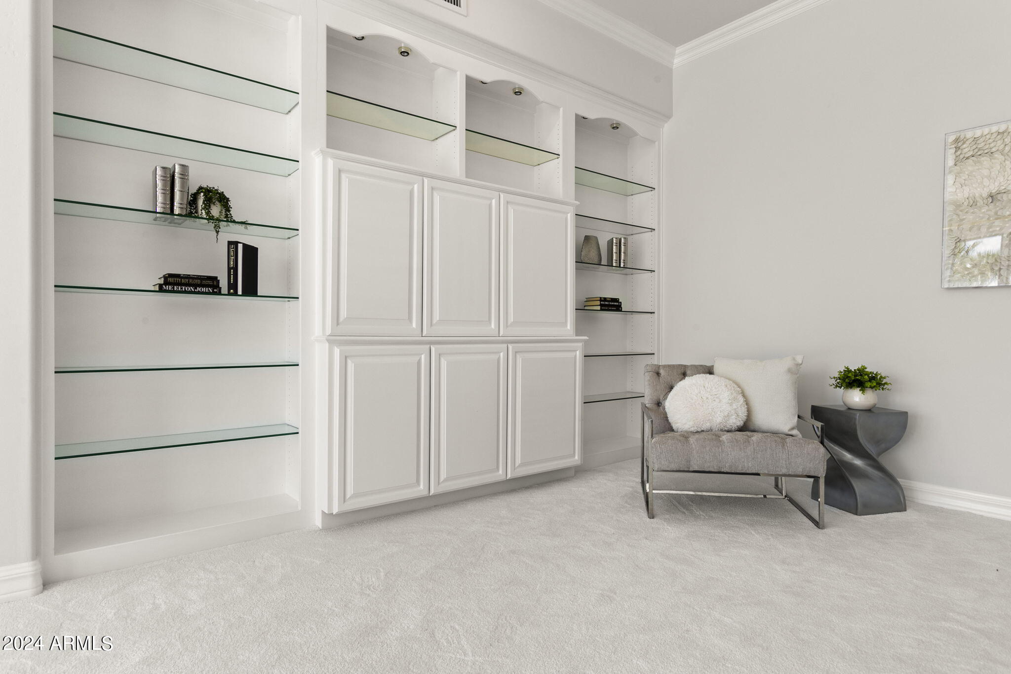 La Place, Unit 1 - Residential