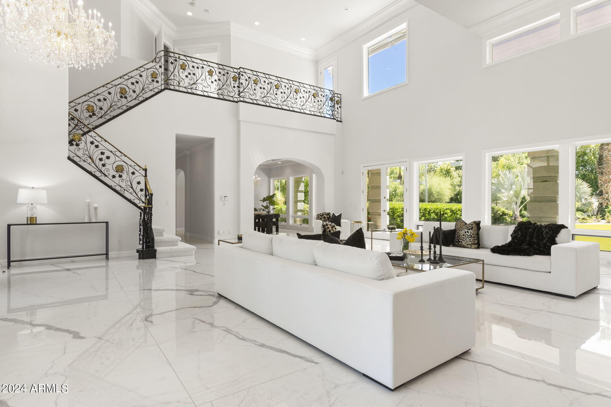 La Place, Unit 1 - Residential
