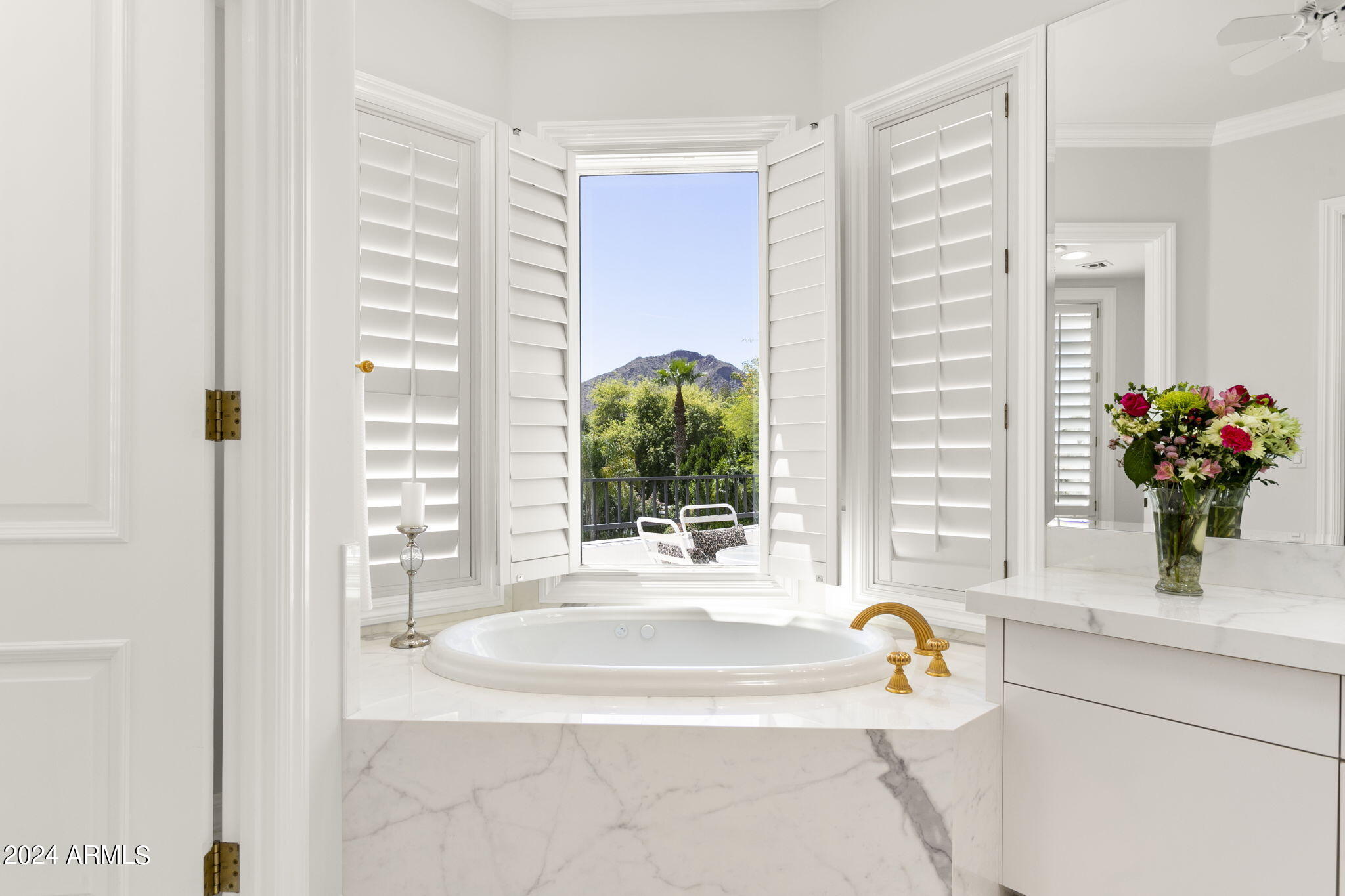 La Place, Unit 1 - Residential