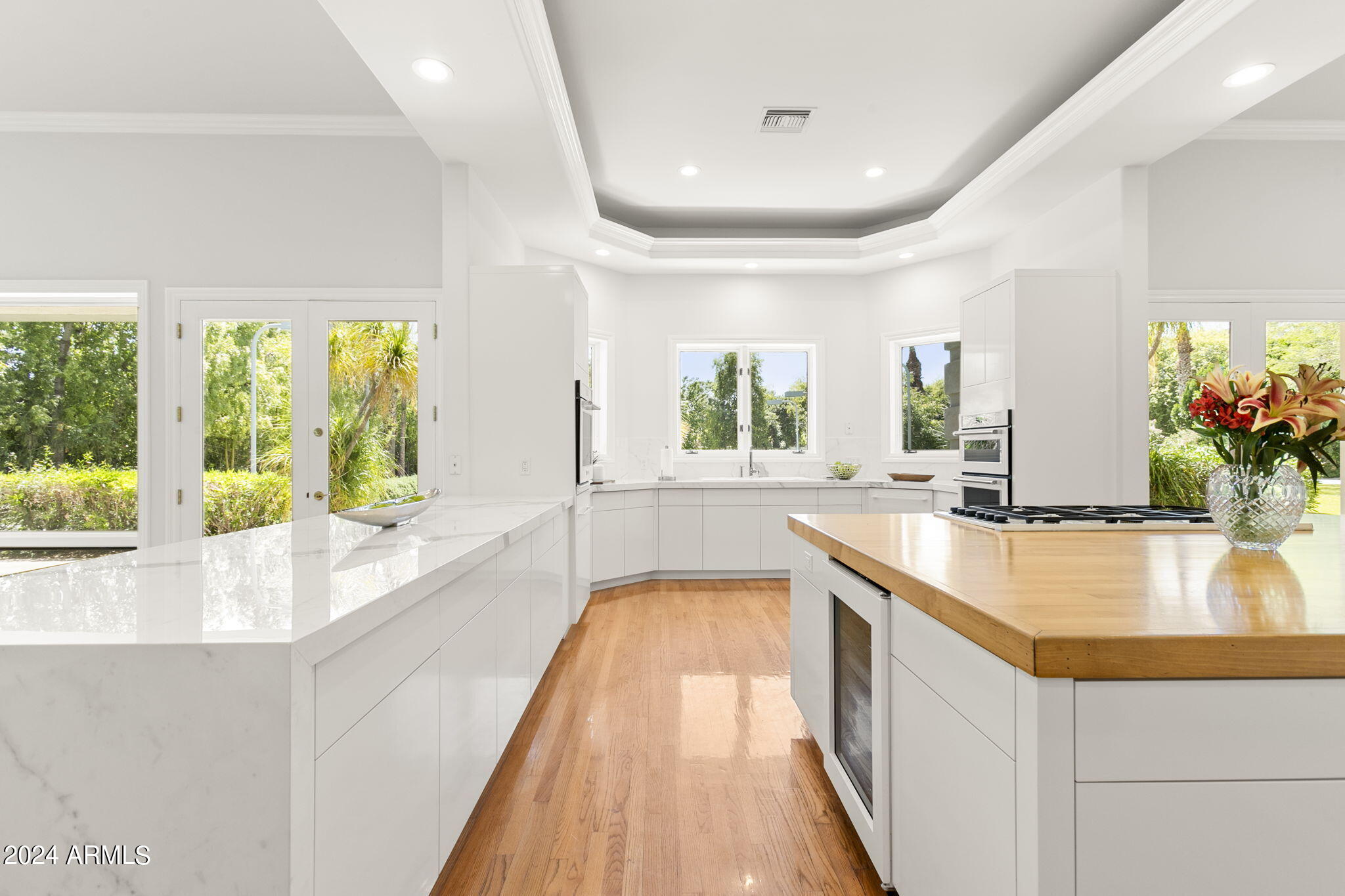 La Place, Unit 1 - Residential