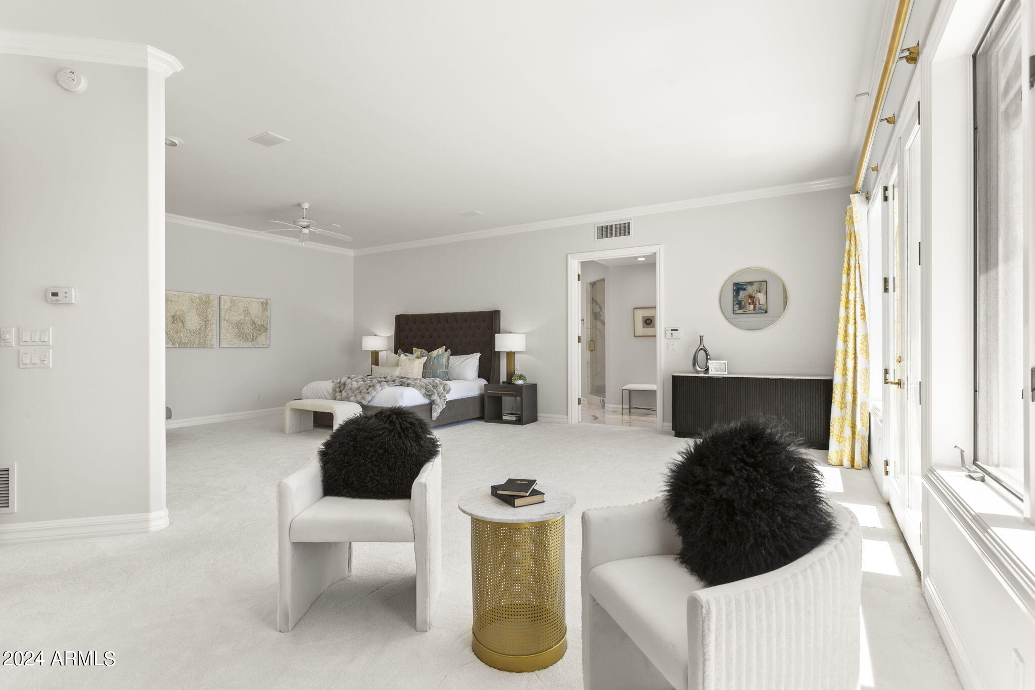 La Place, Unit 1 - Residential