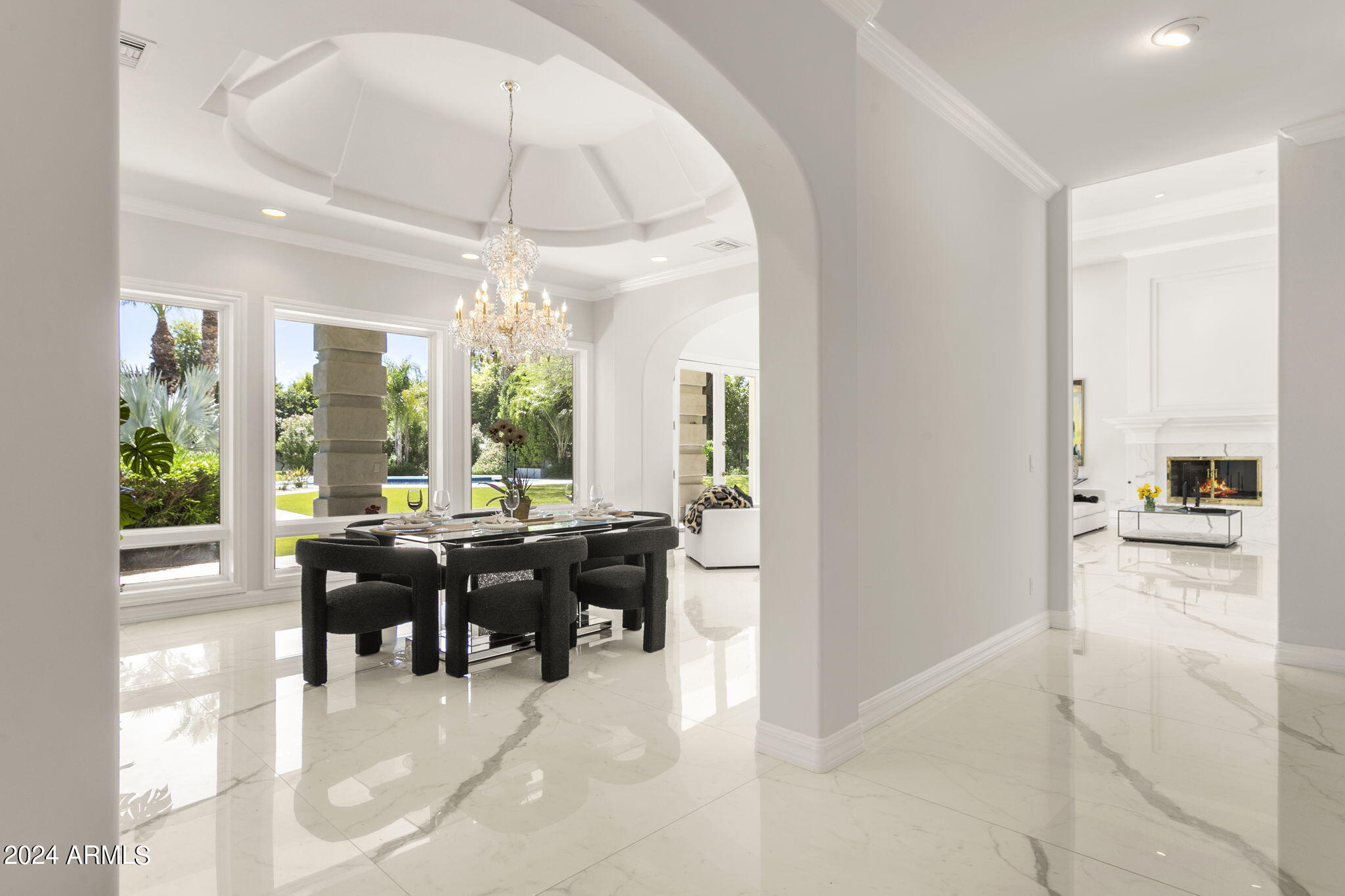 La Place, Unit 1 - Residential