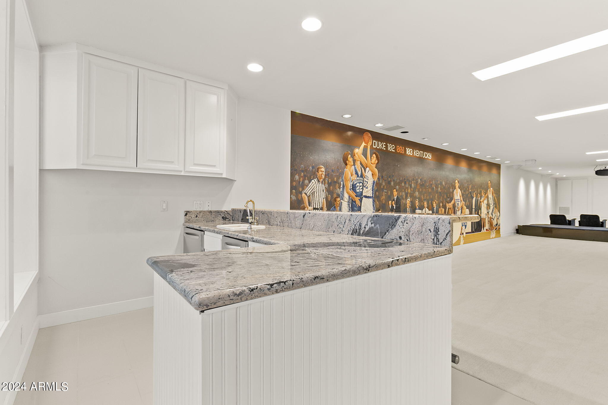 La Place, Unit 1 - Residential